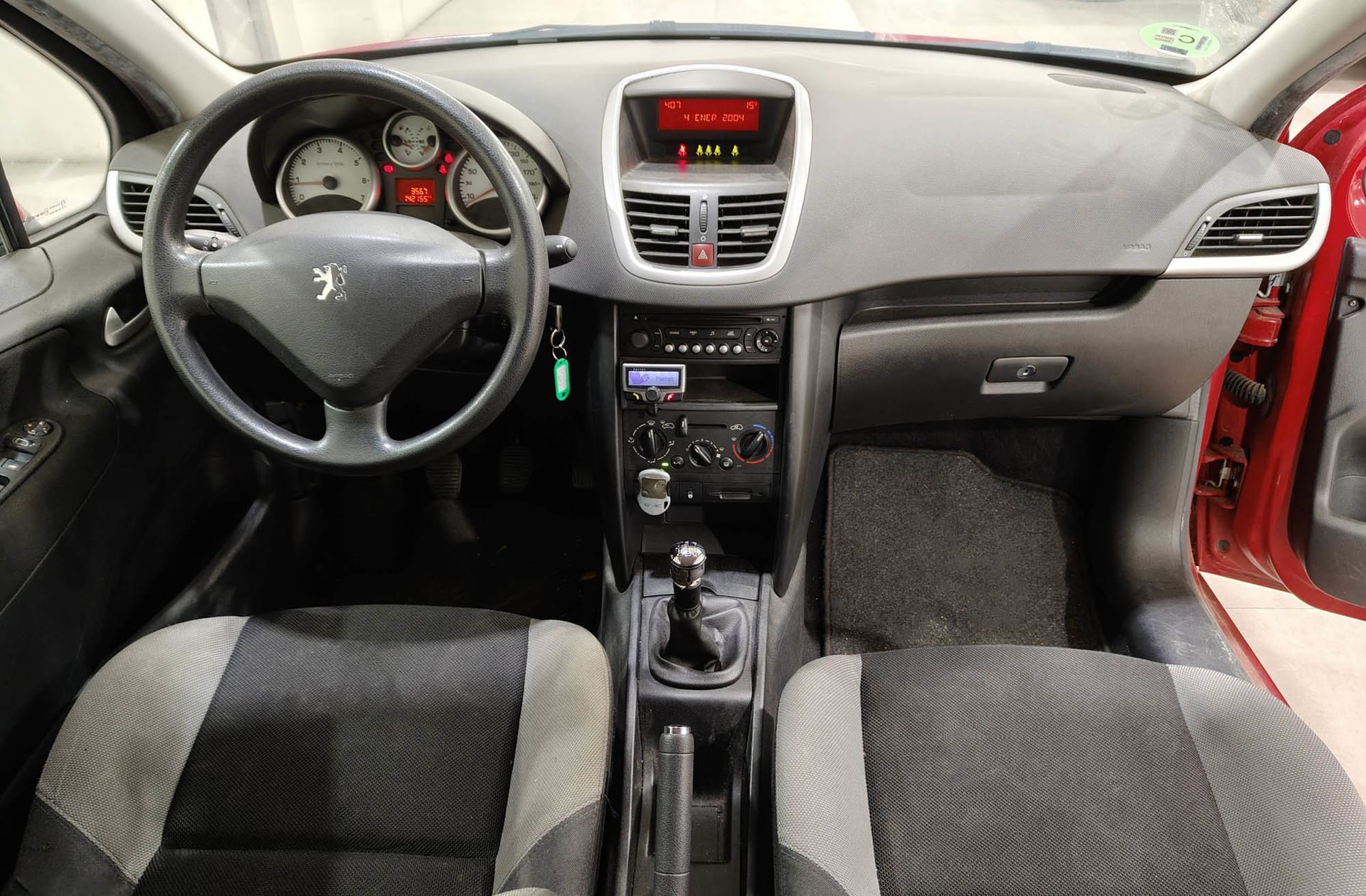 Peugeot 207 1.4 16v X-Line - foto 6