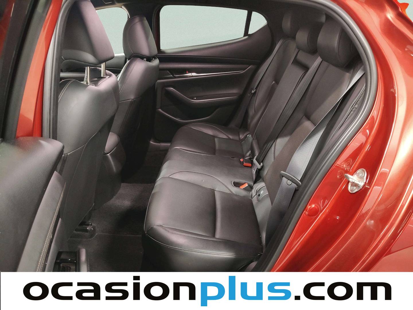 Foto asientos traseros Mazda Mazda3 Mazda Mazda 3 2.0 Skyactiv-X Zenith Safety Black AT (186 CV)