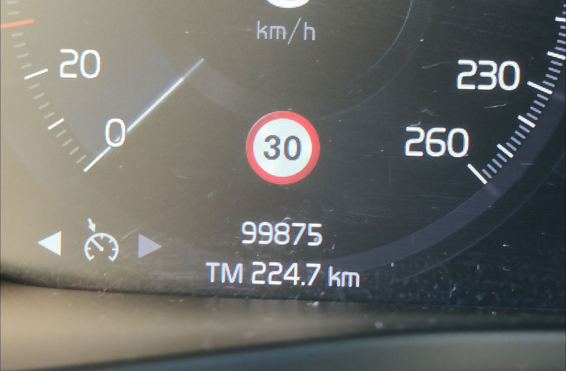 Volvo XC40 T2 Momentum Pro - foto 9