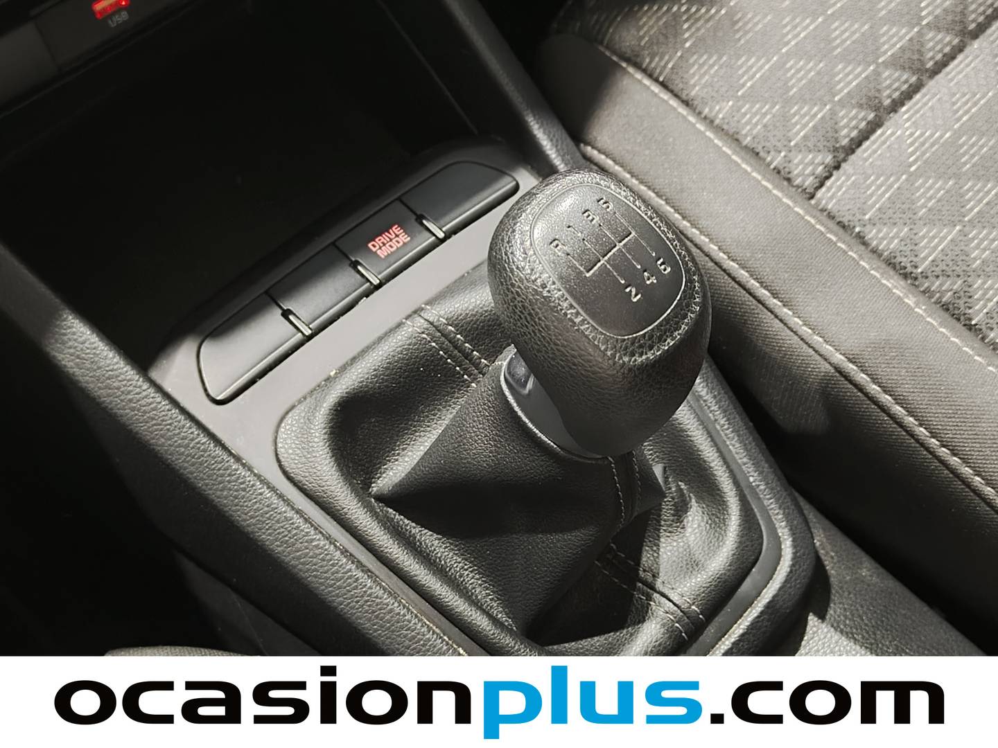 Foto KIA Rio Kia Rio 1.0 T-GDi MHEV iMT Concept (100 CV)