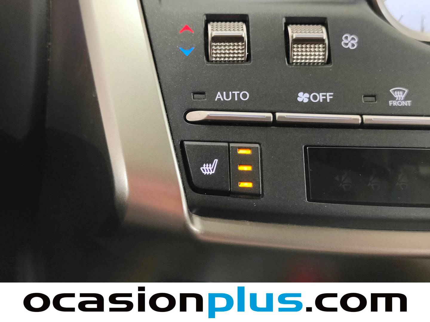Extras y acabados del Lexus NX Lexus NX 300h Executive Navigation 4WD (197 CV)