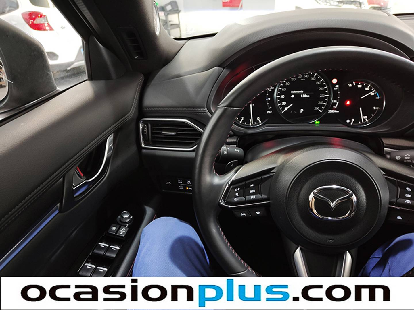 Foto Mazda CX-5 Mazda CX-5 2.0 e-Sky G MHEV Homura AT (165 CV)