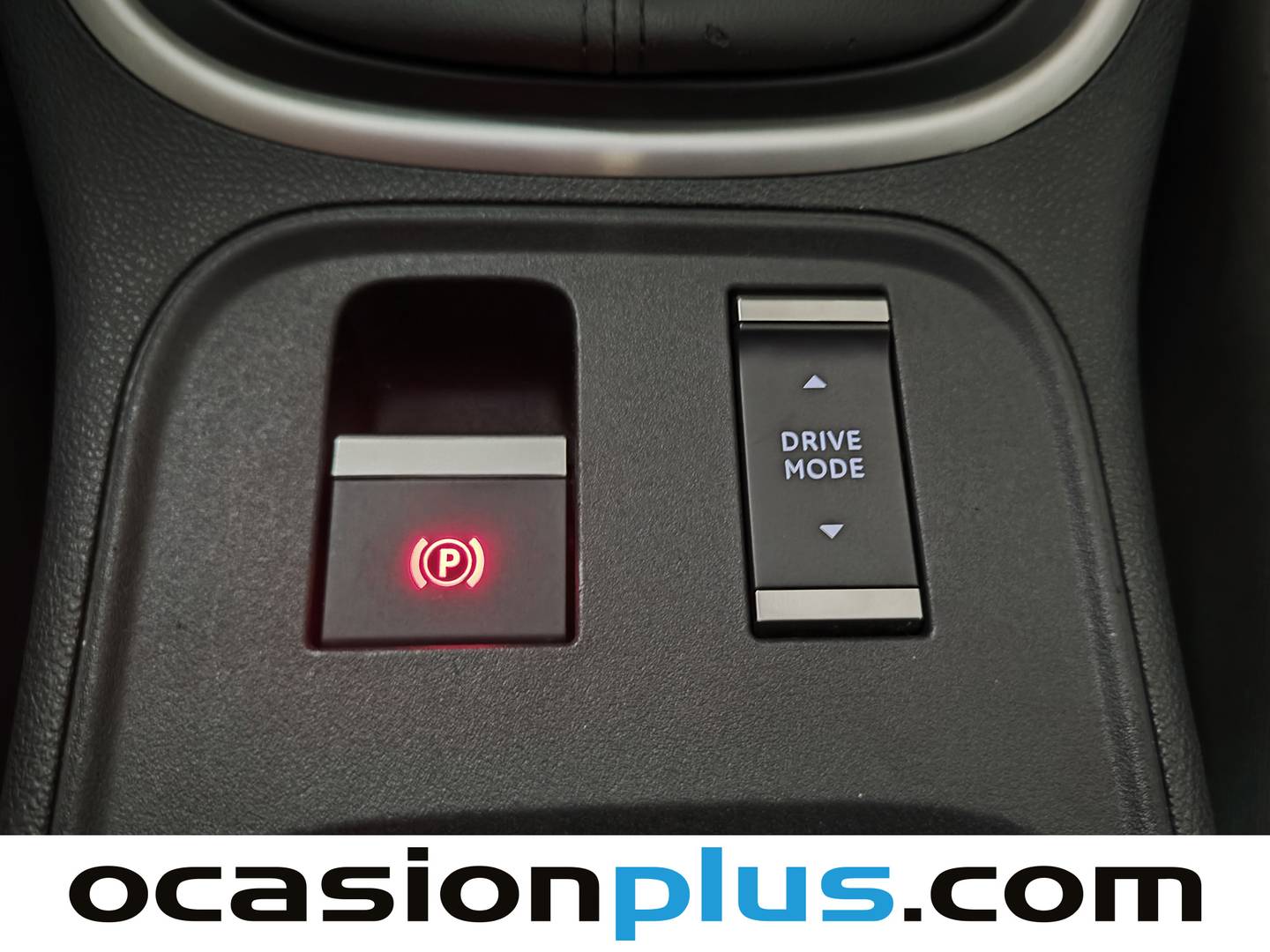 Foto Jeep Avenger Jeep Avenger 1.2 G Summit (100 CV)