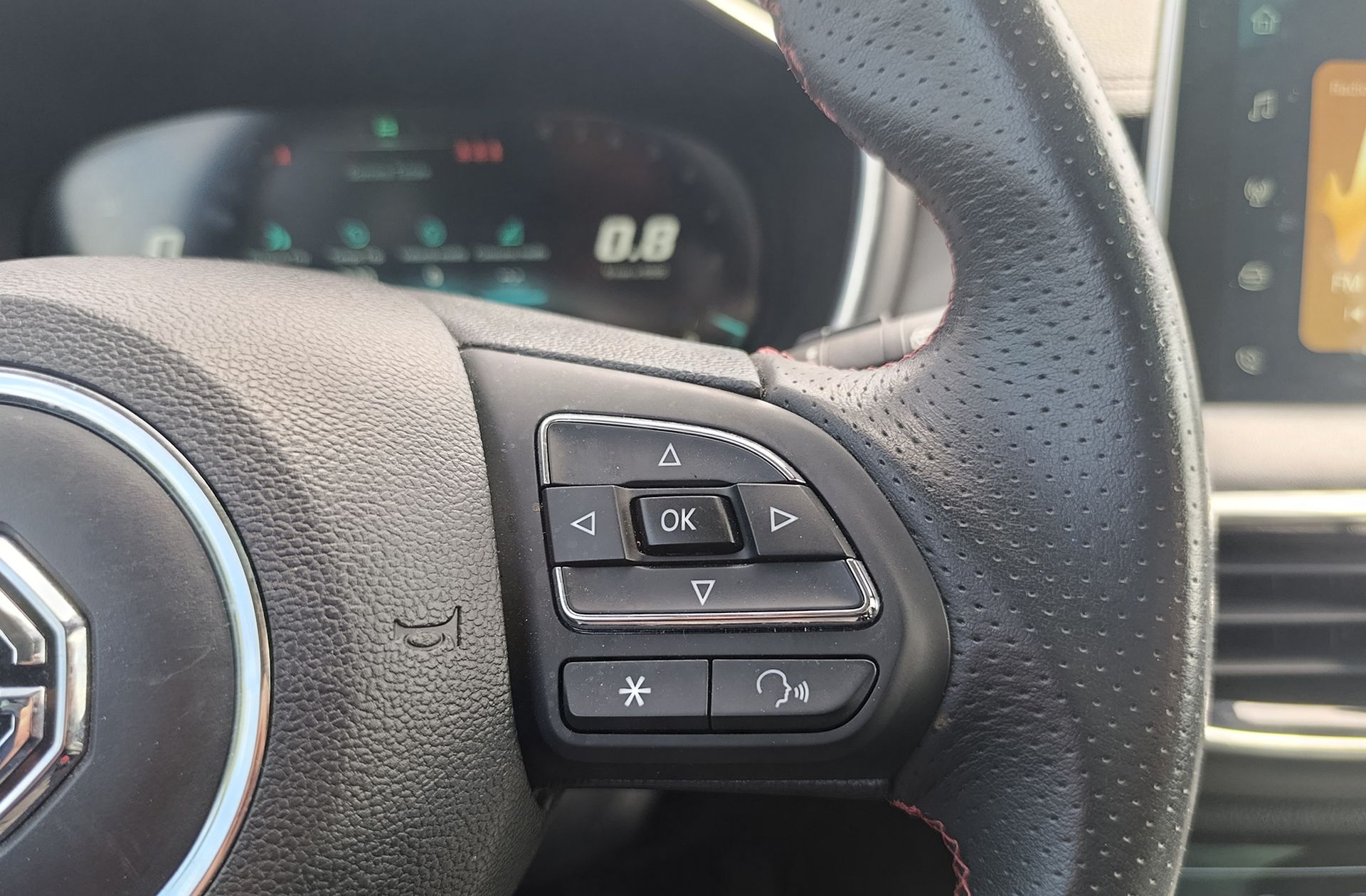 MG HS 1.5 Turbo GDI Luxury - foto 29