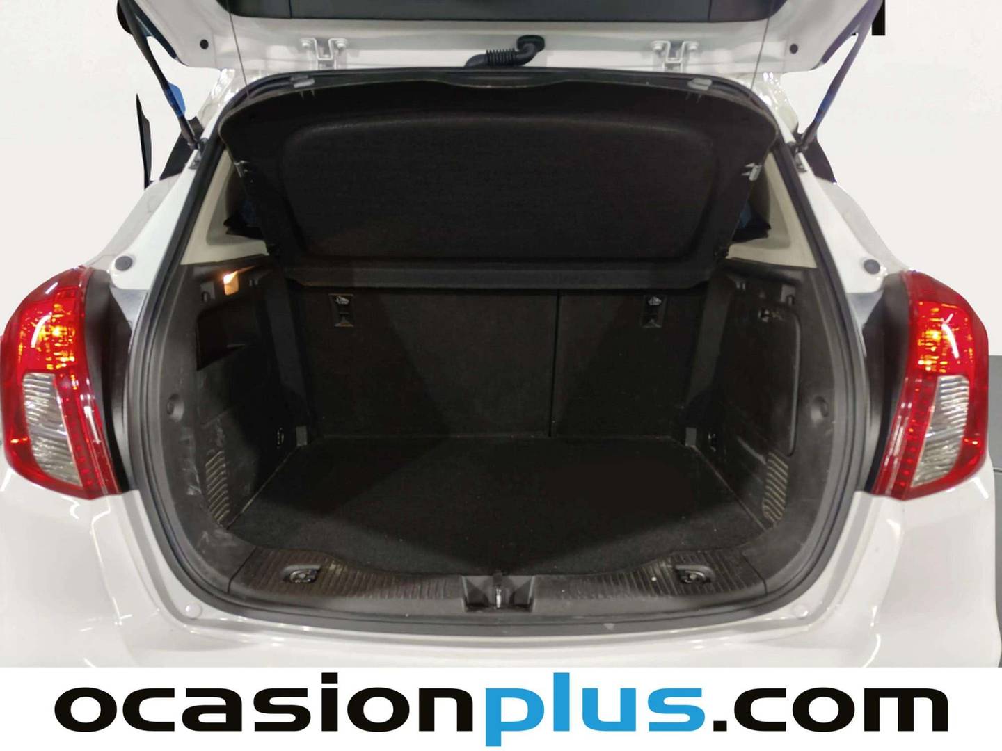 Fotos maletero Opel Mokka X Opel Mokka X 1.4 Turbo GLP Selective 4X2 (140 CV)