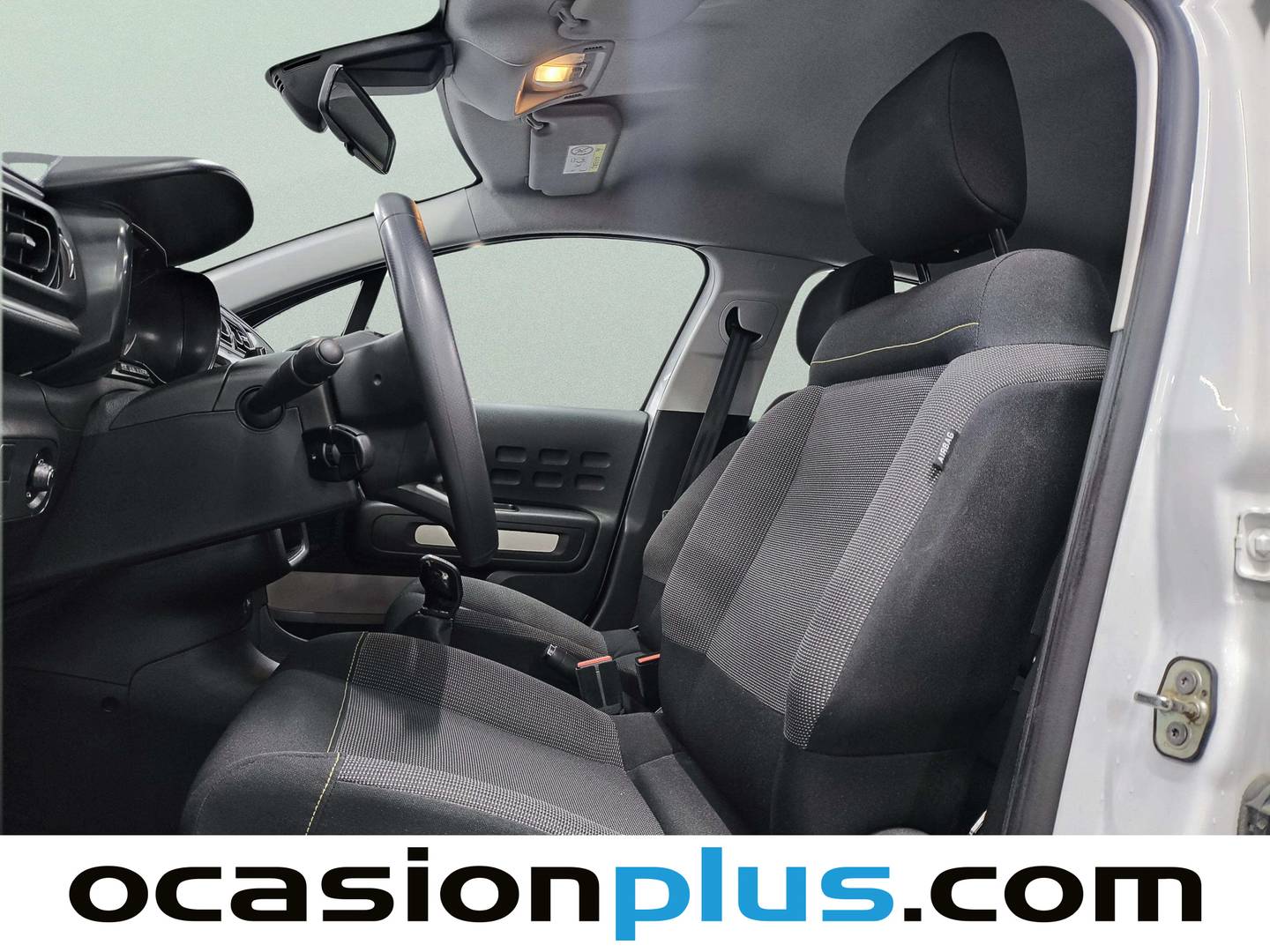 Foto asientos delanteros Citroën C3 Origin Citroën C3 Origin PureTech 83 Plus (83 CV)