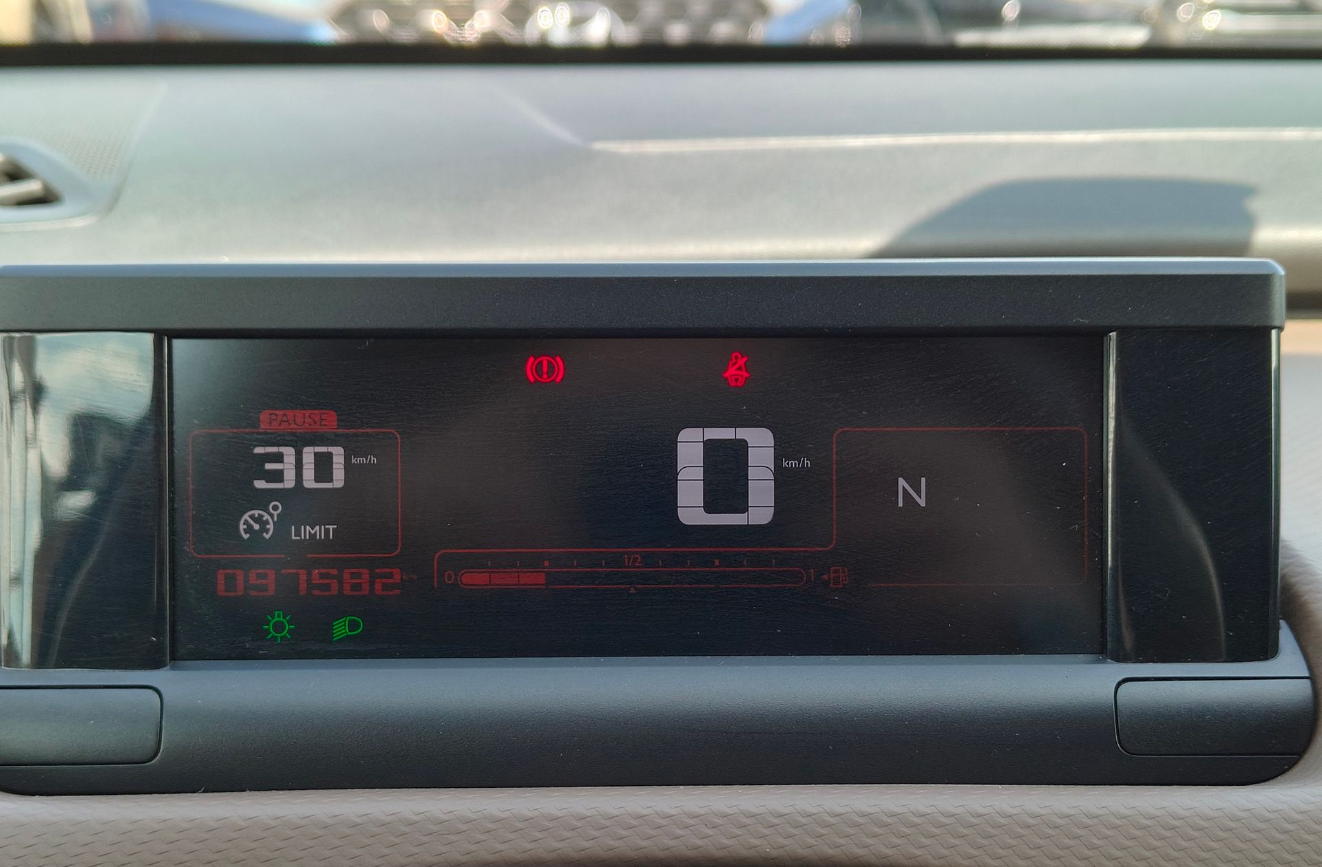 Citroën C4 Cactus e-HDI 92 Shine ETG6 - foto 20