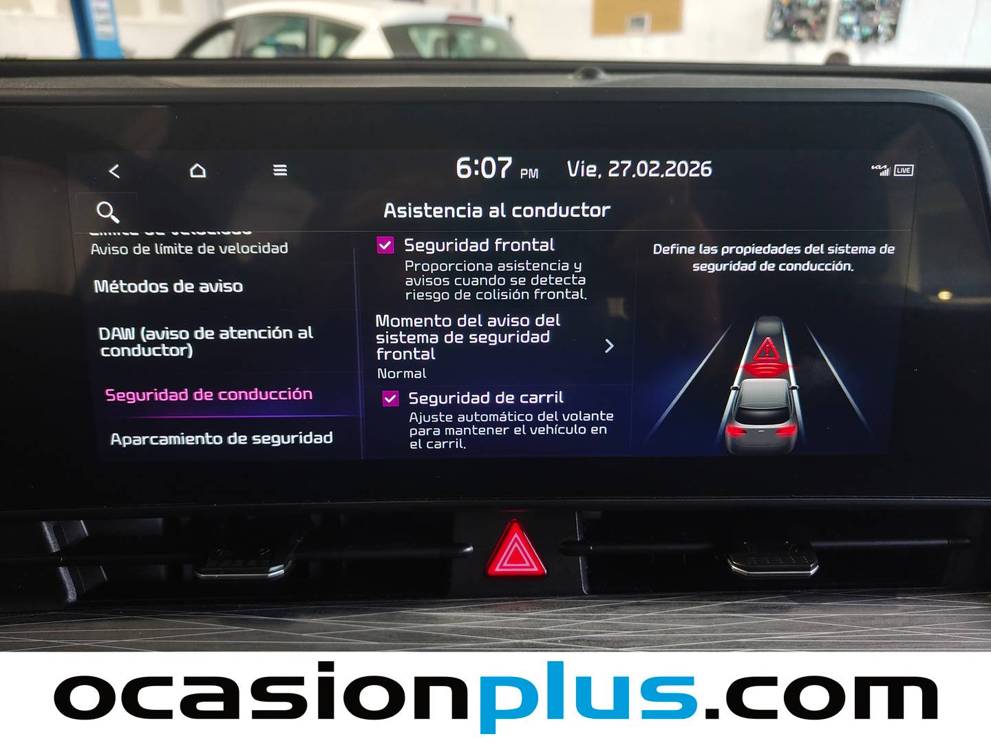 Equipamiento del KIA Sportage Kia Sportage 1.6 CRDi MHEV Business 4x2 DCT (136 CV)