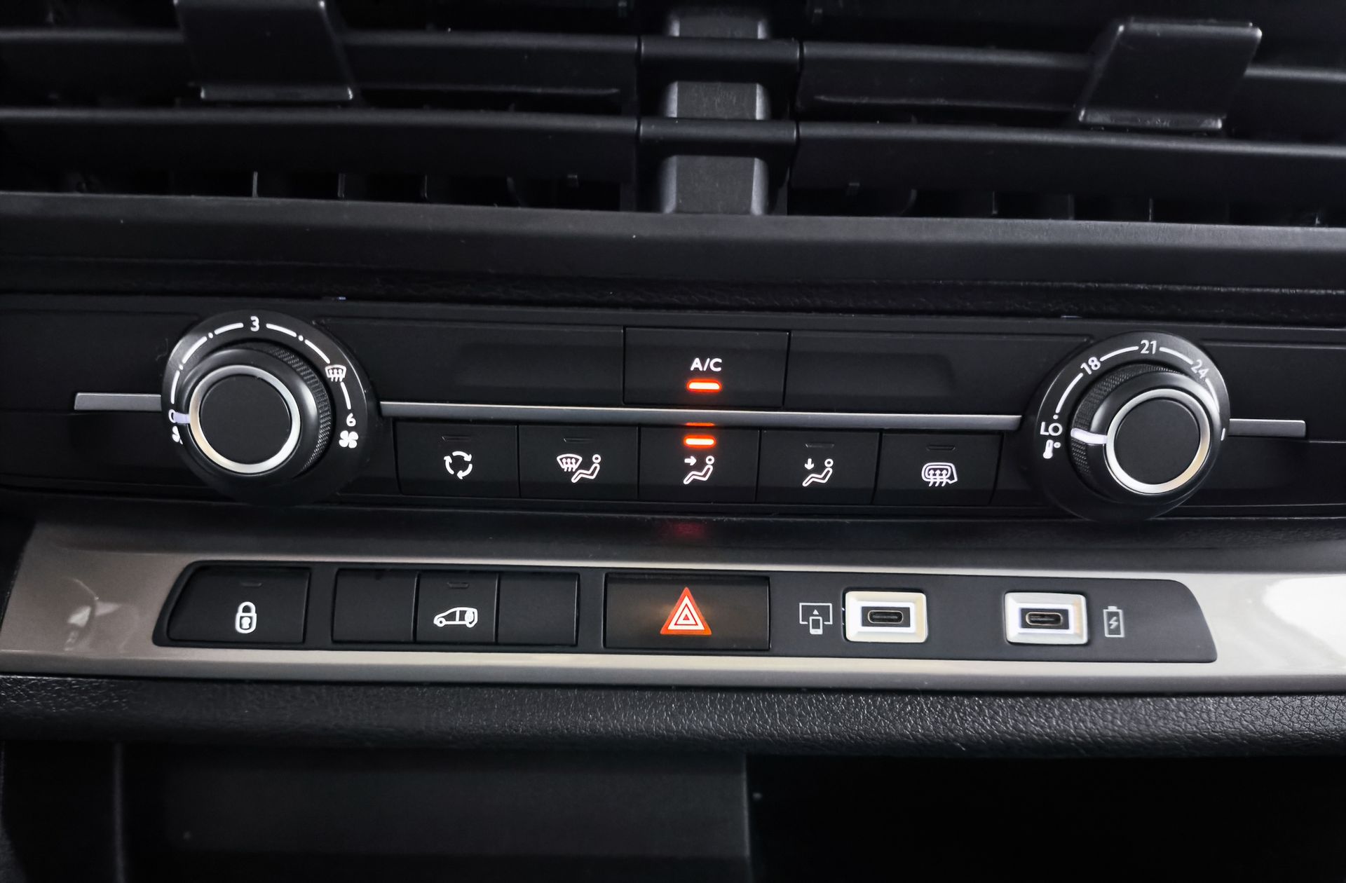 Citroën Jumpy Furgon BlueHDi 120 Talla M 3 plazas - foto 27
