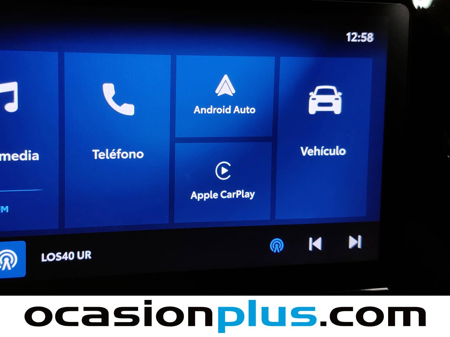 Equipamiento del Toyota Aygo X Cross Toyota Aygo X Cross 1.0 VVT-I Play (72 CV)