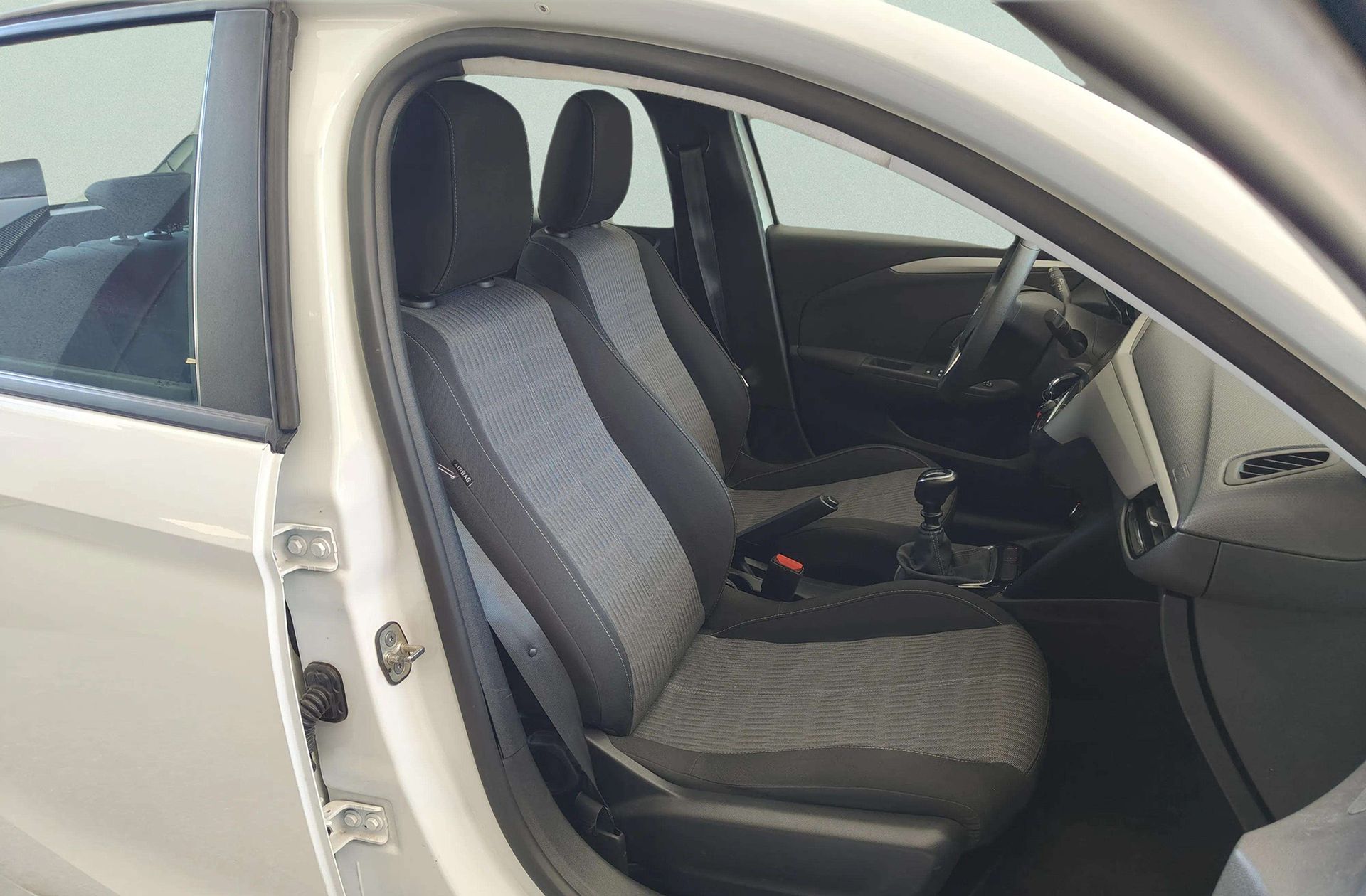 Opel Corsa 1.2 Turbo XHL Edition - foto 18