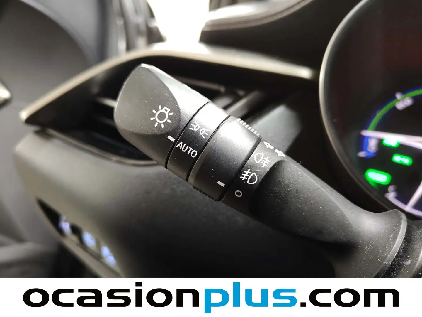 Foto Toyota C-HR Toyota C-HR 1.8 125H Advance (122 CV)