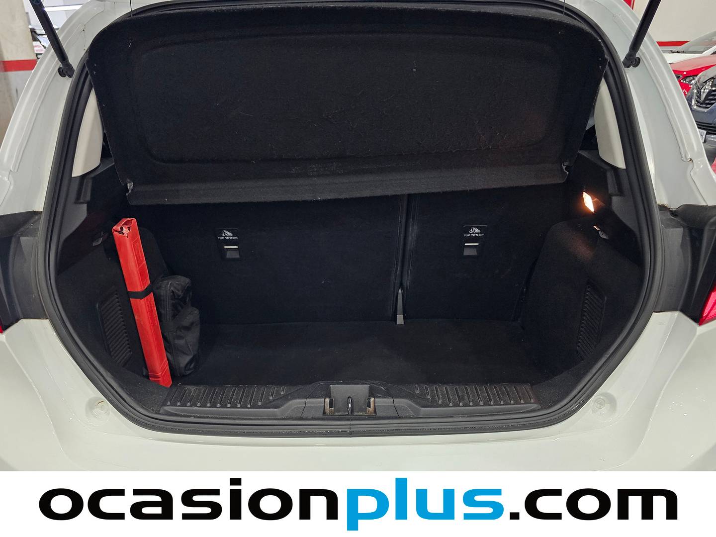 Fotos maletero Ford Fiesta Ford Fiesta 1.1 PFI GLP Trend (75 CV)