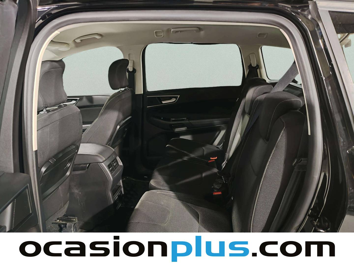 Foto asientos traseros Ford S-MAX Ford S-Max 2.0 TDCI Panther Titanium (150 CV)