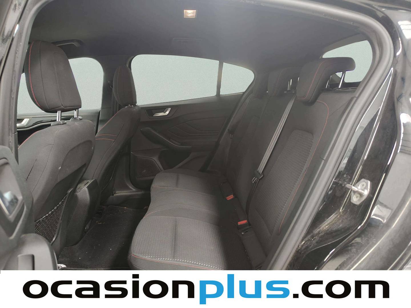 Foto asientos traseros Ford Focus Ford Focus 1.5 Ecoblue ST-Line Auto (120 CV)