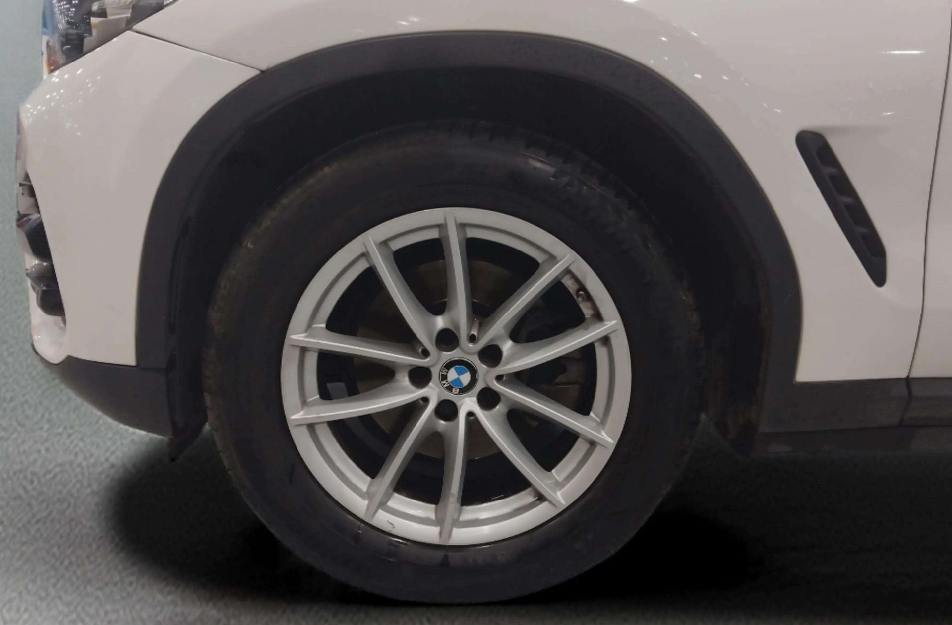 BMW X3 sDrive18d - foto 34
