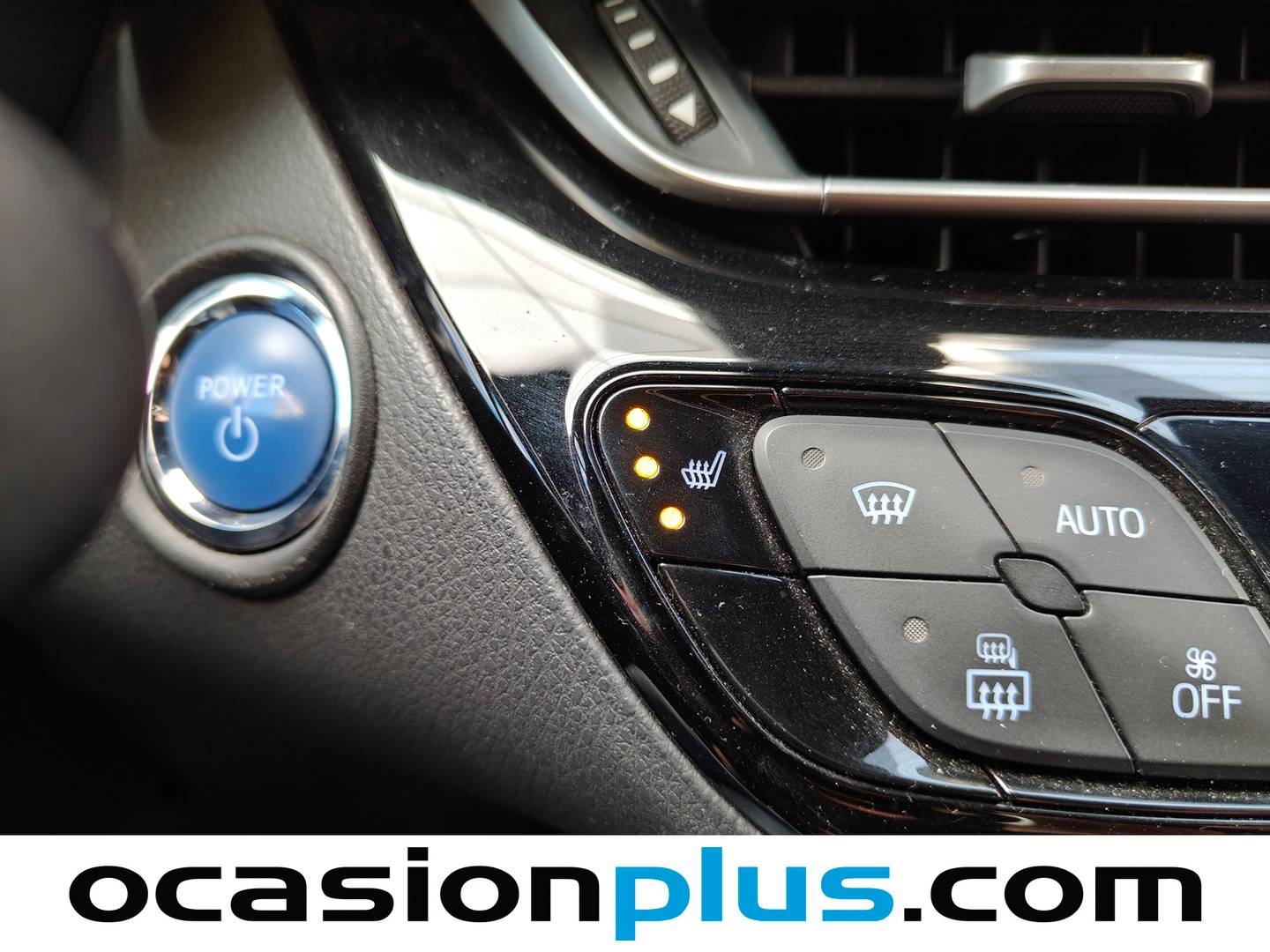 Extras y acabados del Toyota C-HR Toyota C-HR 1.8 125H Advance (122 CV)