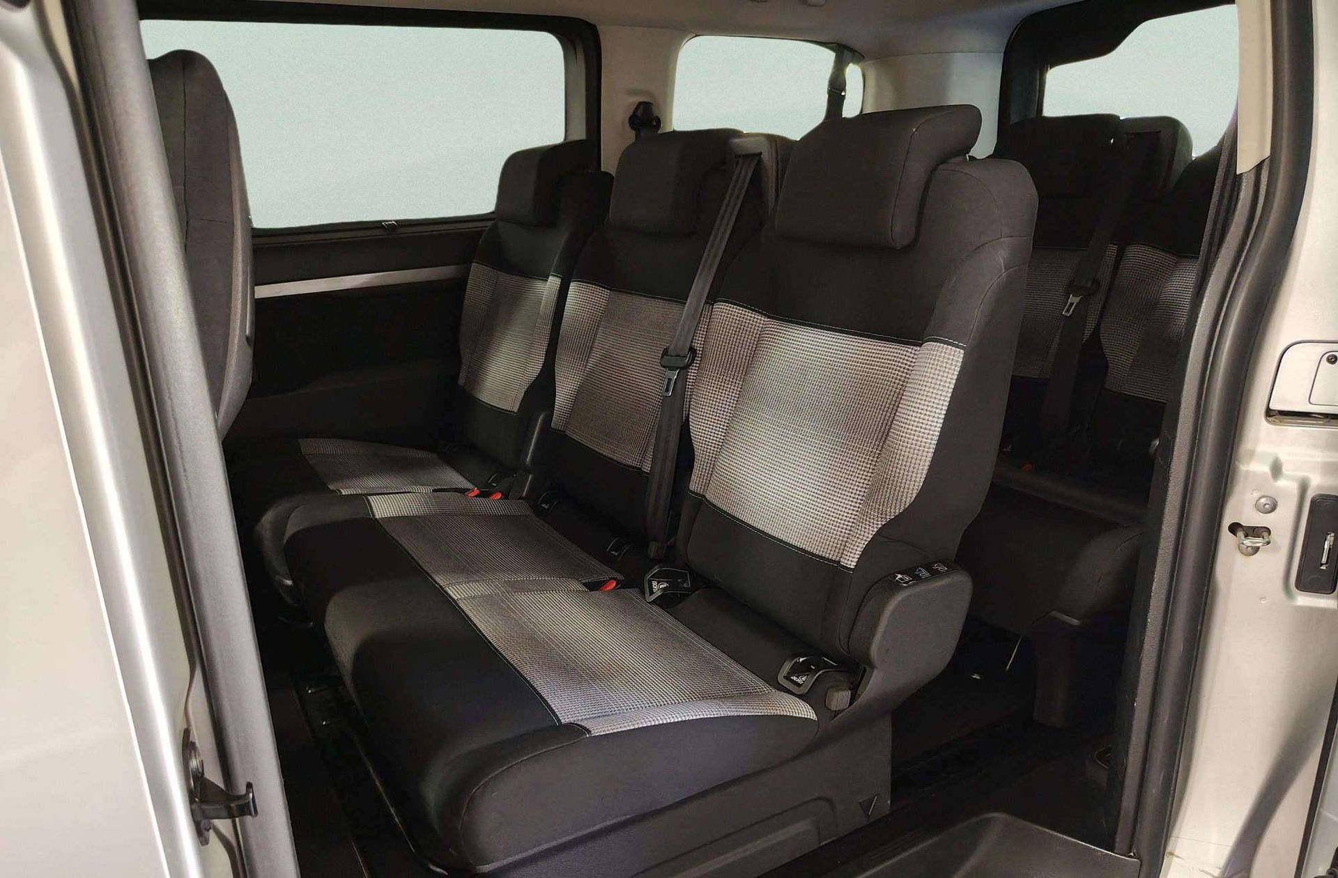 Citroën SpaceTourer BlueHDi 150 Feel Talla M 7 plazas - foto 14