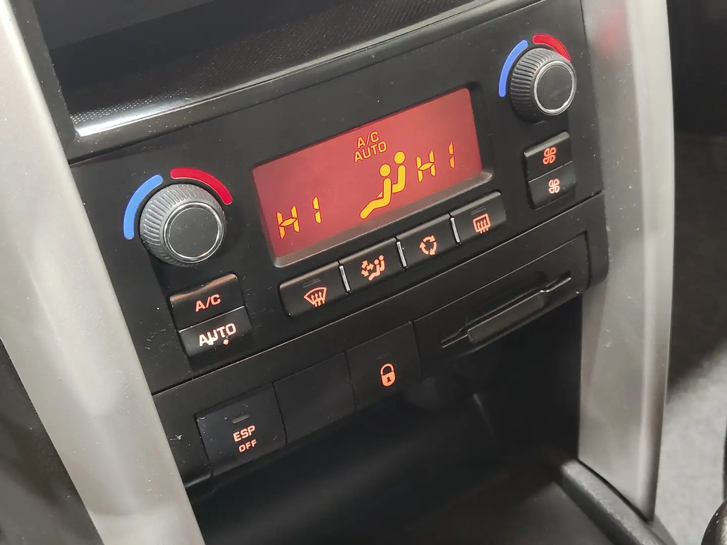 Foto Peugeot 207 Peugeot 207 1.6 HDI Sport (90 CV)