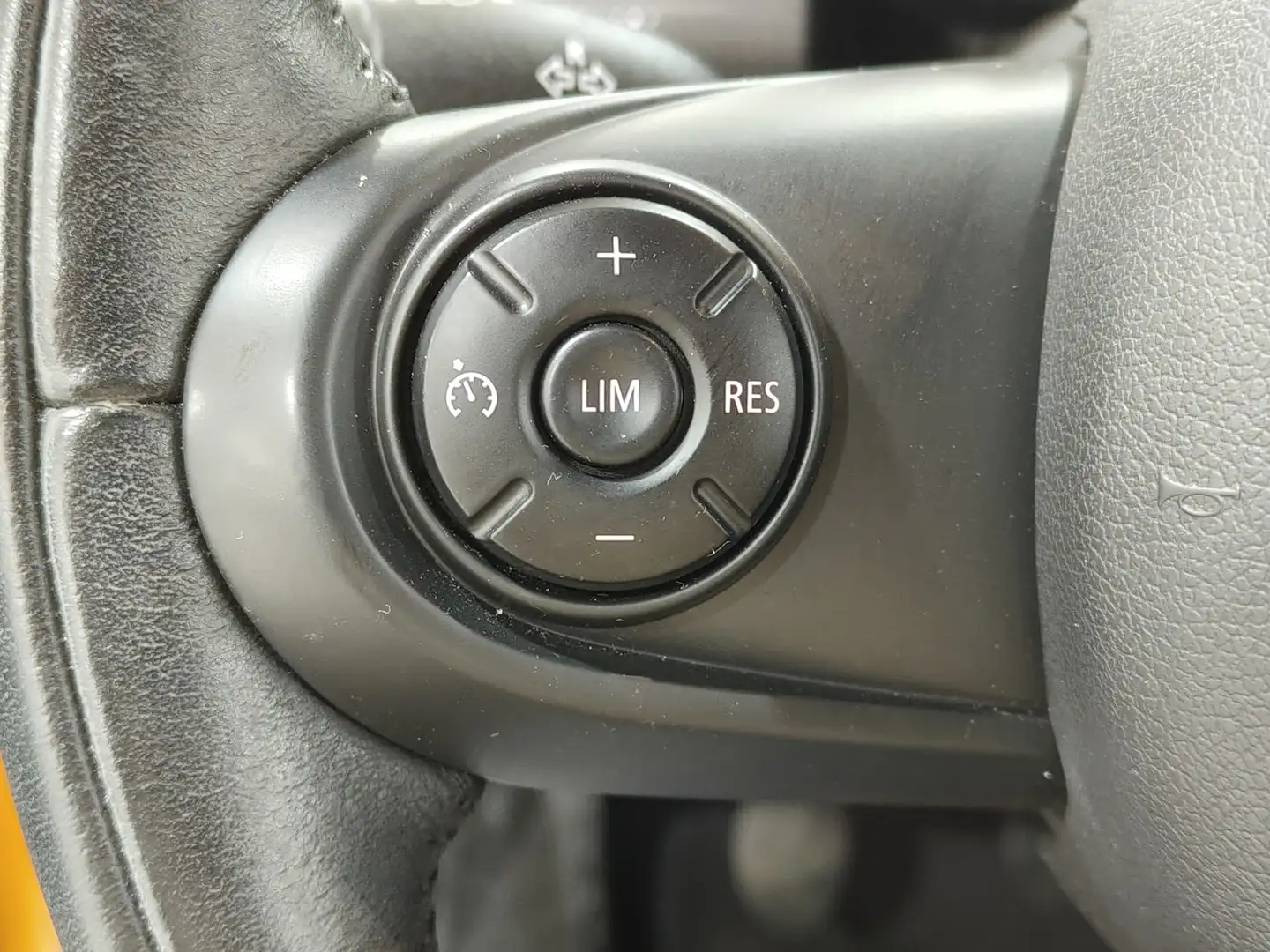 Foto Mini MINI MINI MINI 3 Puertas One (102 CV)