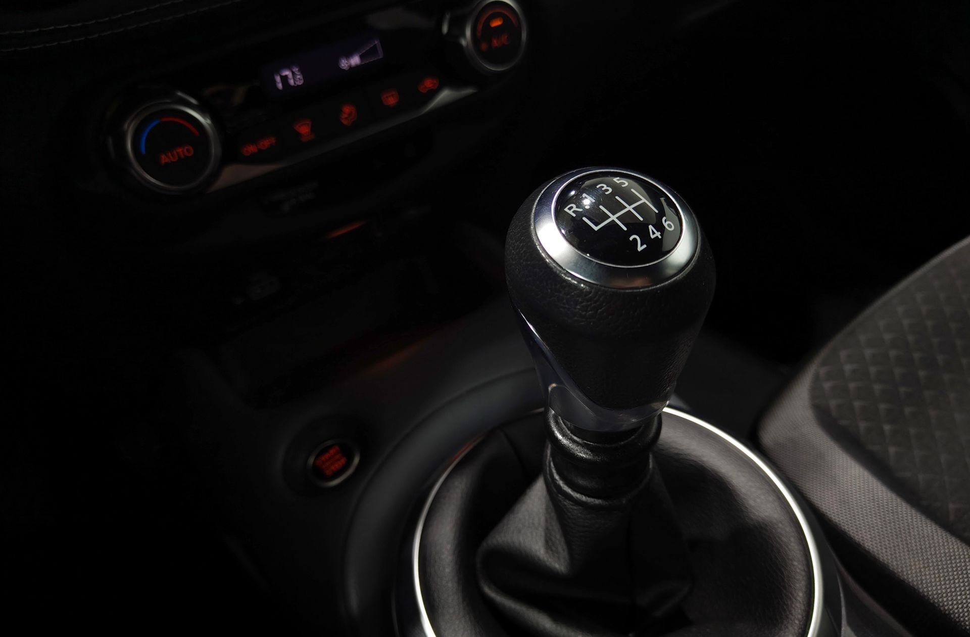Nissan Juke DIG-T N-Connecta 4x2 - foto 5