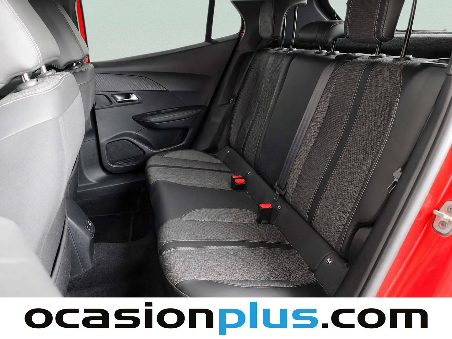 Foto asientos traseros Peugeot 2008 Peugeot 2008 PureTech 100 S&S Allure (100 CV)