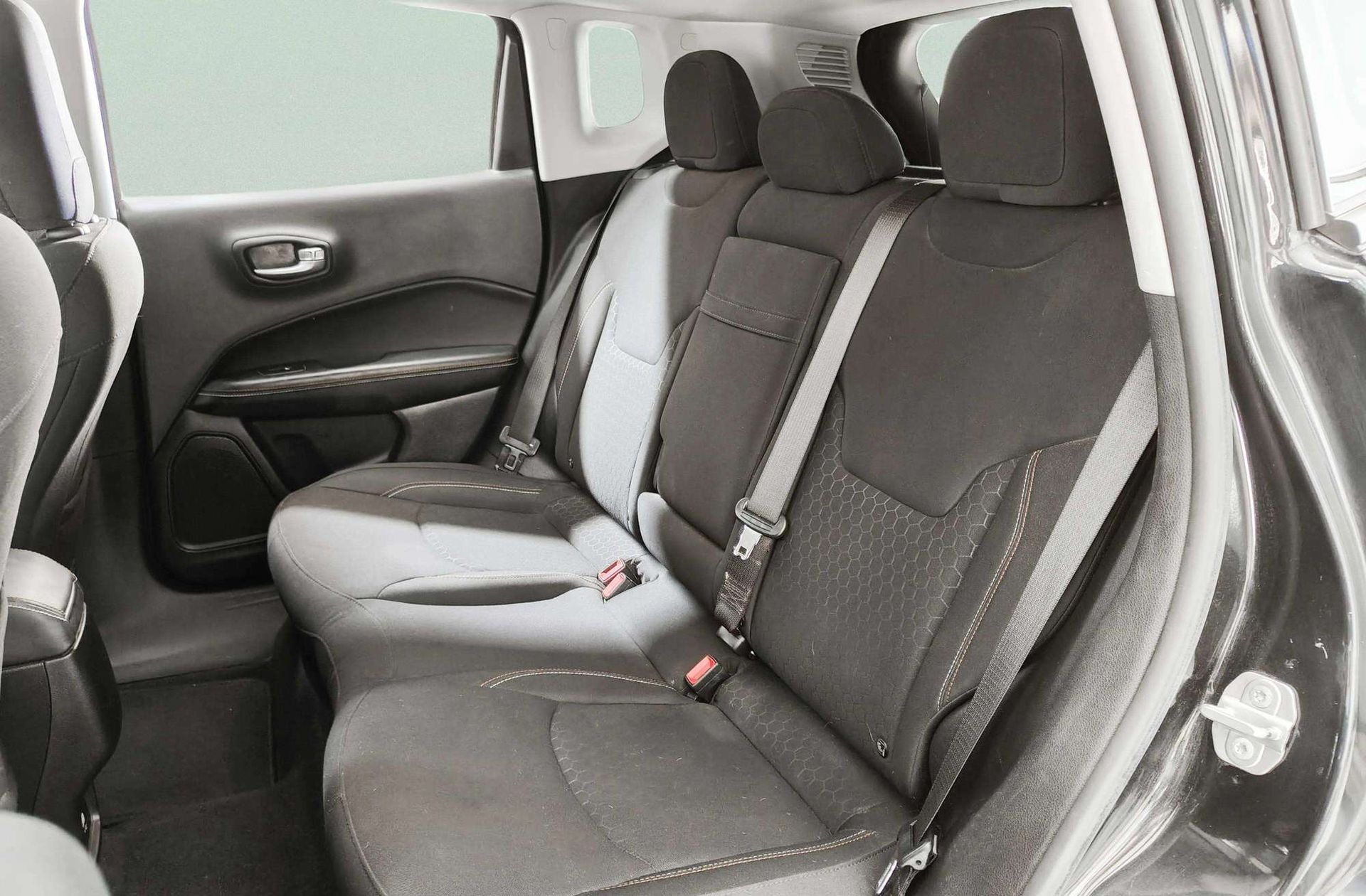 Jeep Compass 1.3 Gse T4 Longitude FWD - foto 12