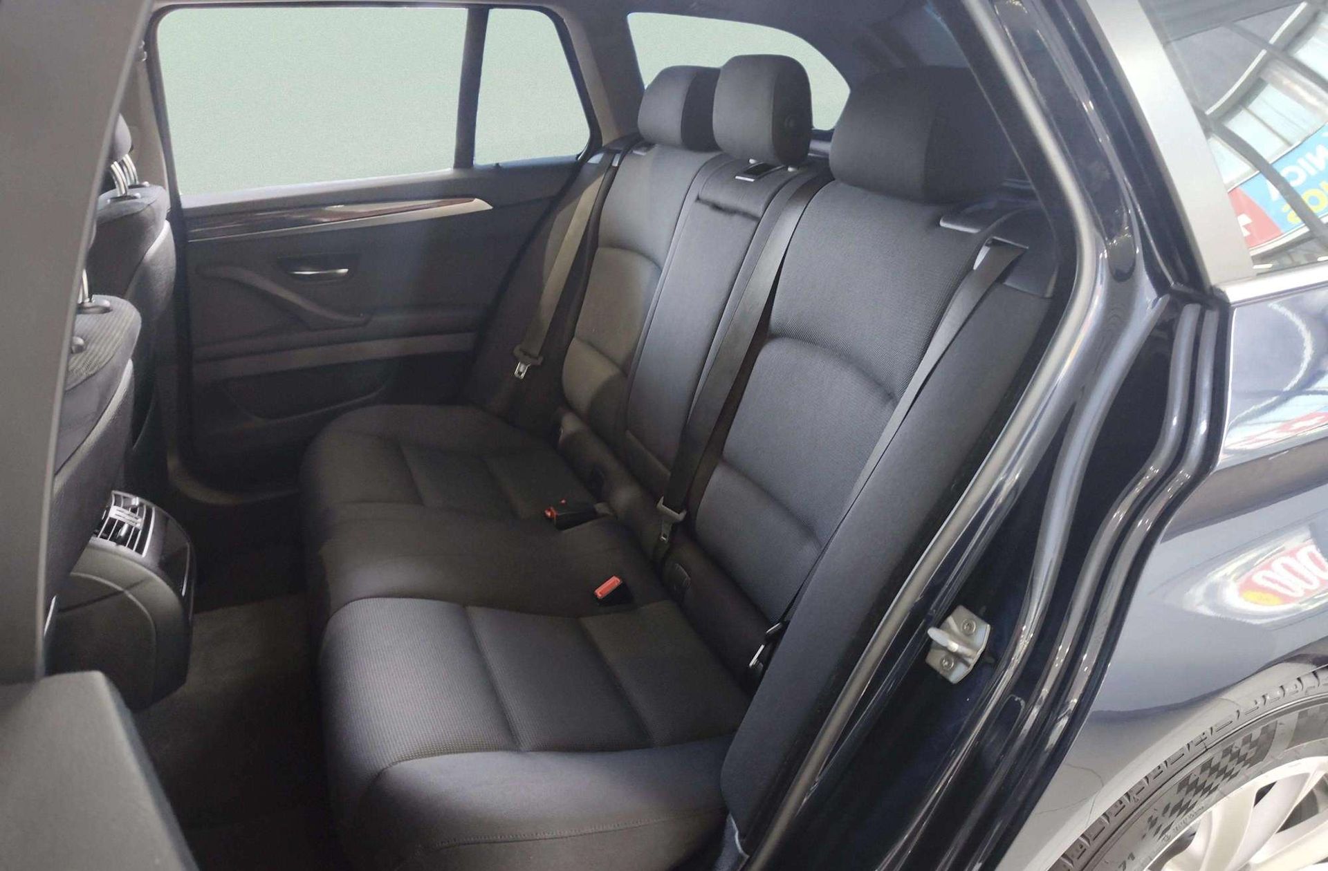 BMW Serie 5 520d Touring - foto 11