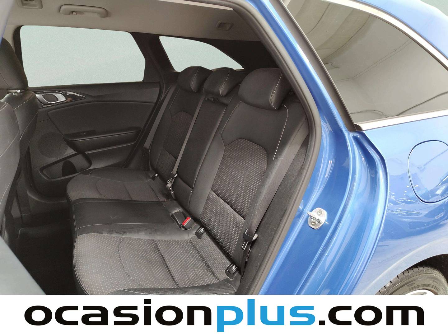 Foto asientos traseros KIA Ceed Tourer KIA Ceed Tourer 1.6 MHEV Tech DCT (136 CV)