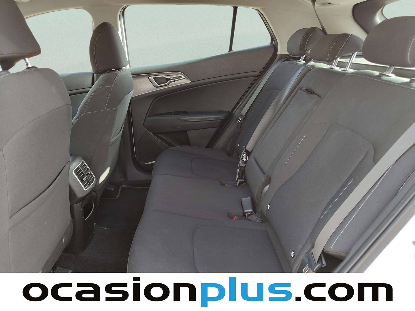 Foto KIA Sportage Kia Sportage 1.6 CRDi MHEV Business 4x2 (136 CV)