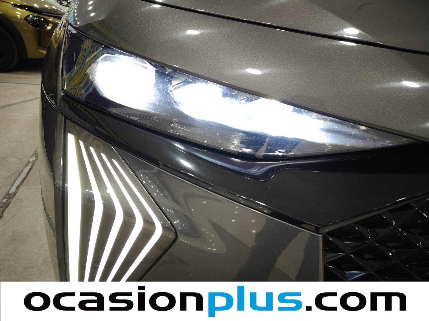Foto DS DS 7 DS DS7 Crossback BlueHDi 130 Performance Line Auto (130 CV)