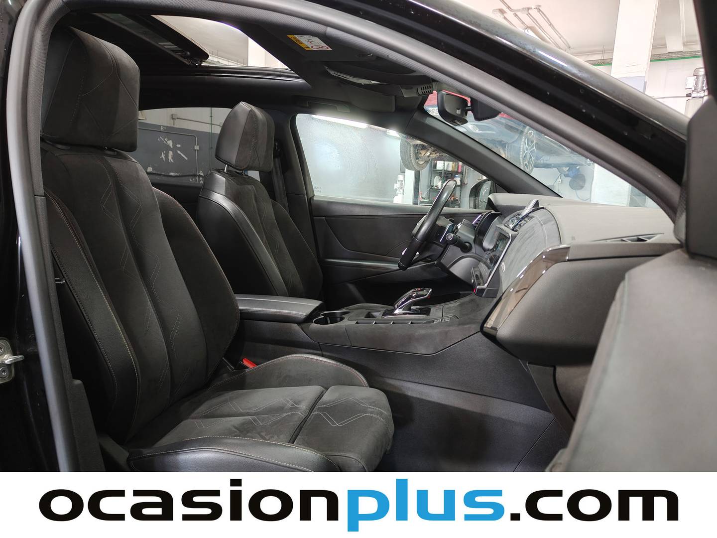 DS DS 7 Crossback DS DS7 Crossback E-Tense 300 Performance Line+ 4WD Auto (300 CV) de segunda mano
