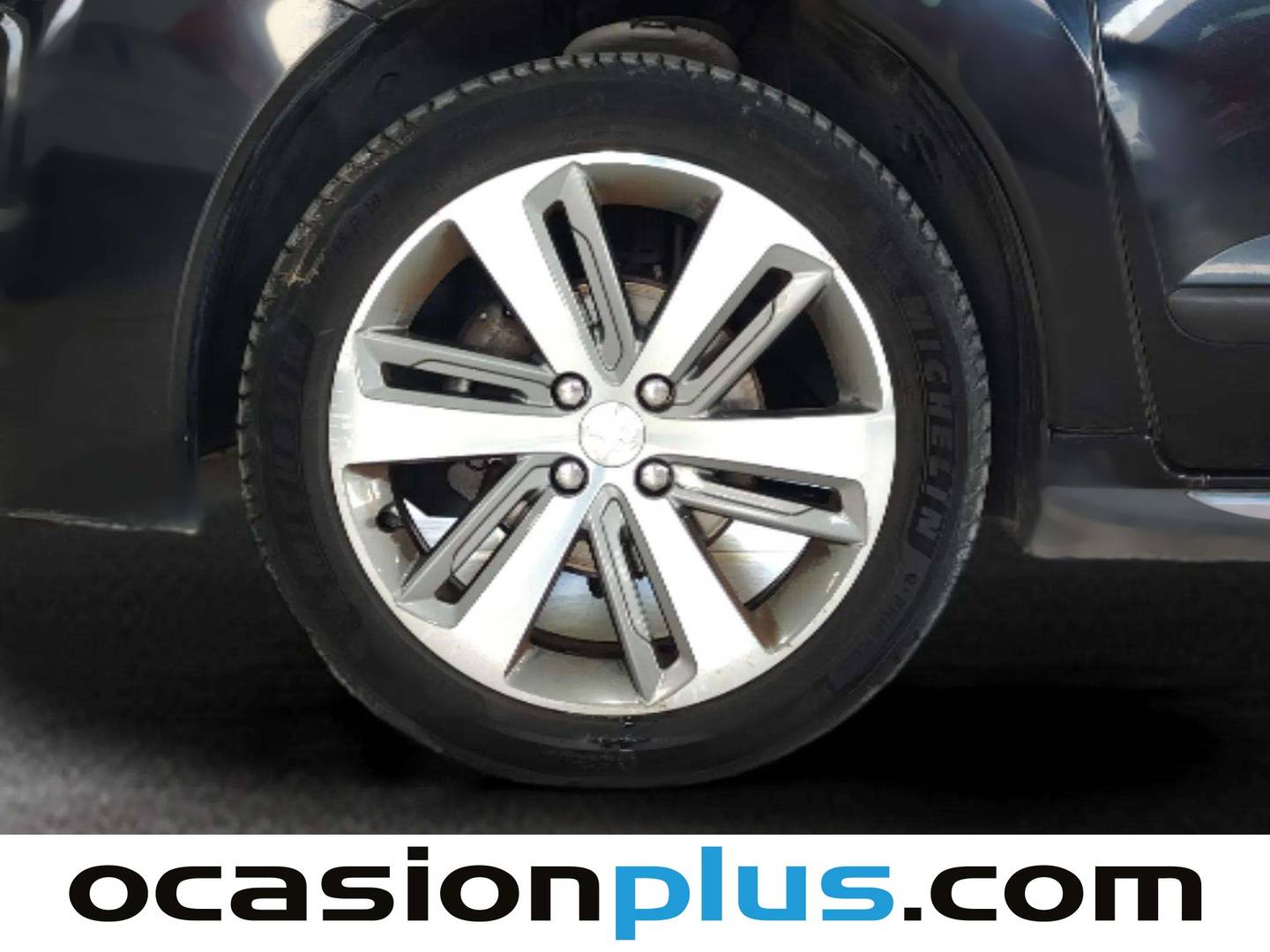 Acabados Peugeot 3008 Peugeot 3008 1.6 BlueHDi FAP Allure (120 CV)