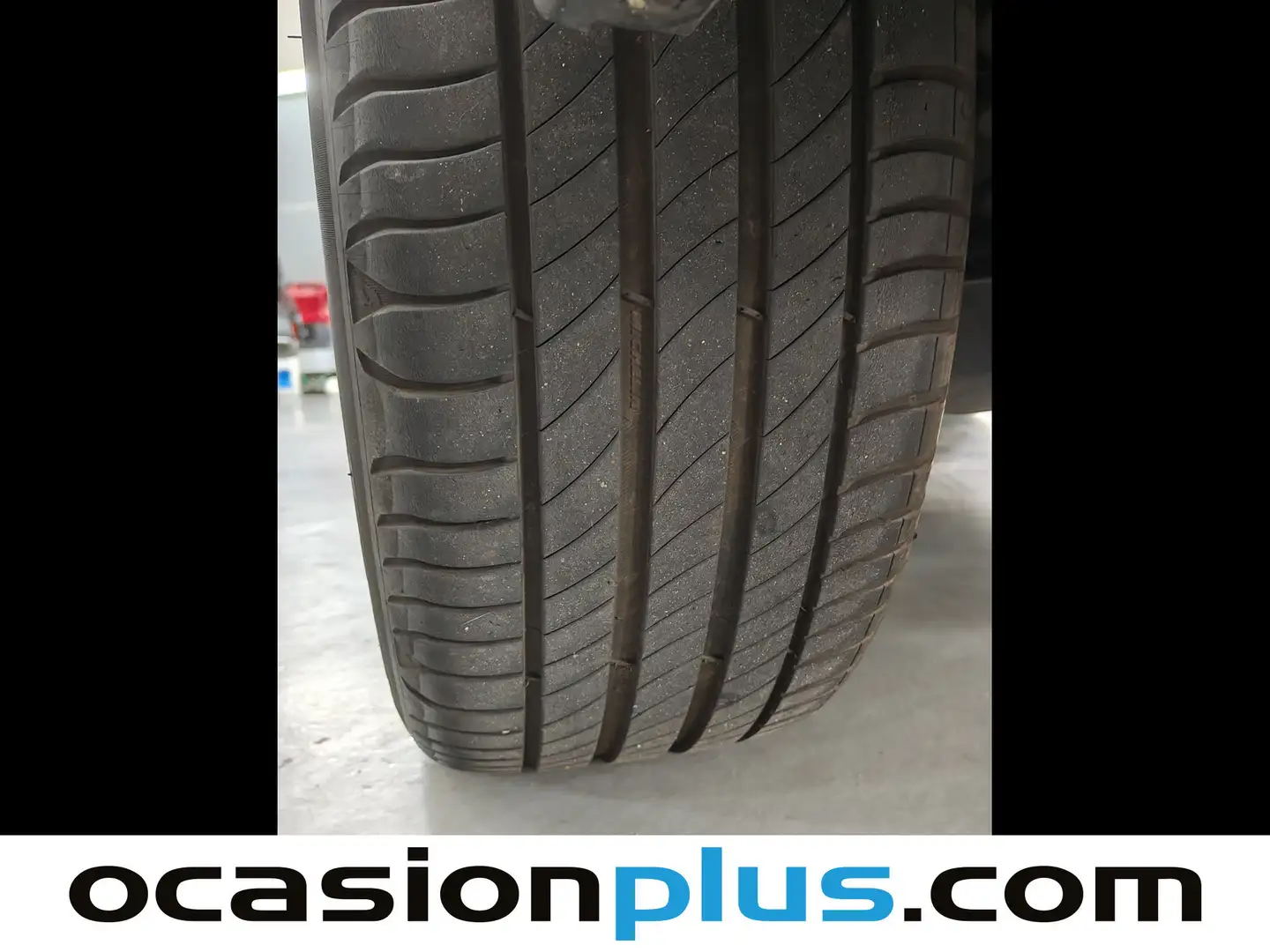 Foto Toyota C-HR Toyota C-HR 1.8 125H Advance (122 CV)