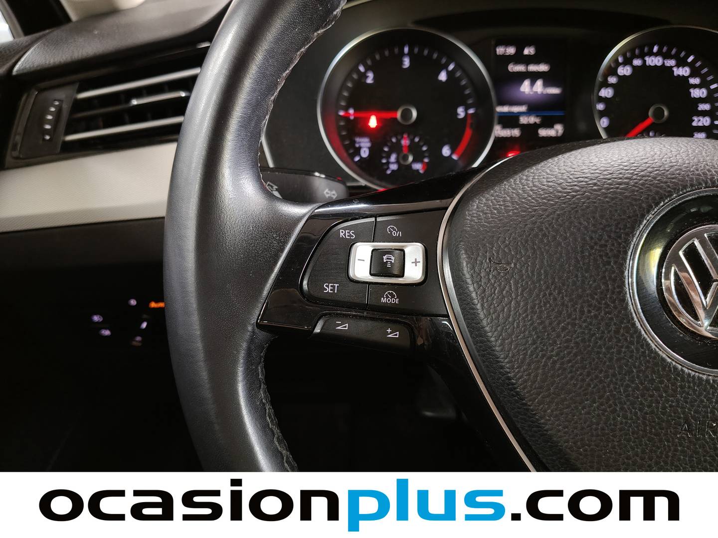 Volkswagen Passat Volkswagen Passat Advance 1.6 TDI (120 CV) 120cv