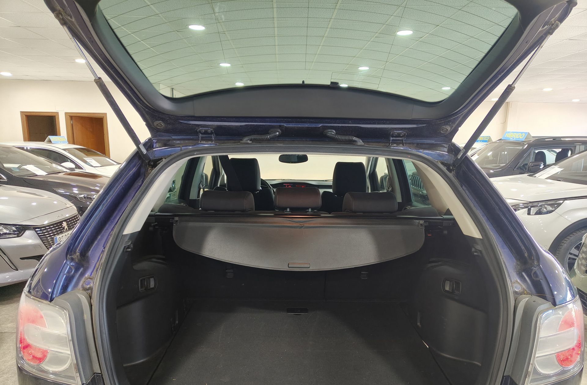 Mazda CX-7 2.2 Crtd Style - foto 14