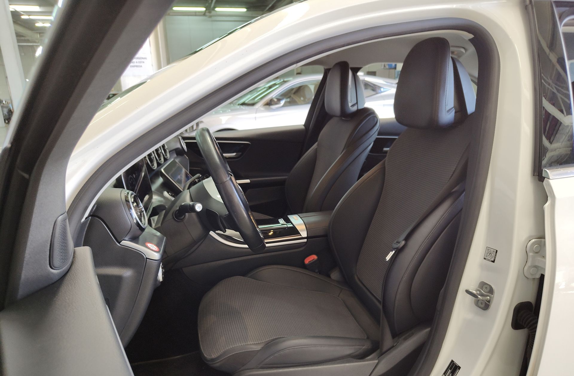 Mercedes-Benz Clase C 300 e - foto 12