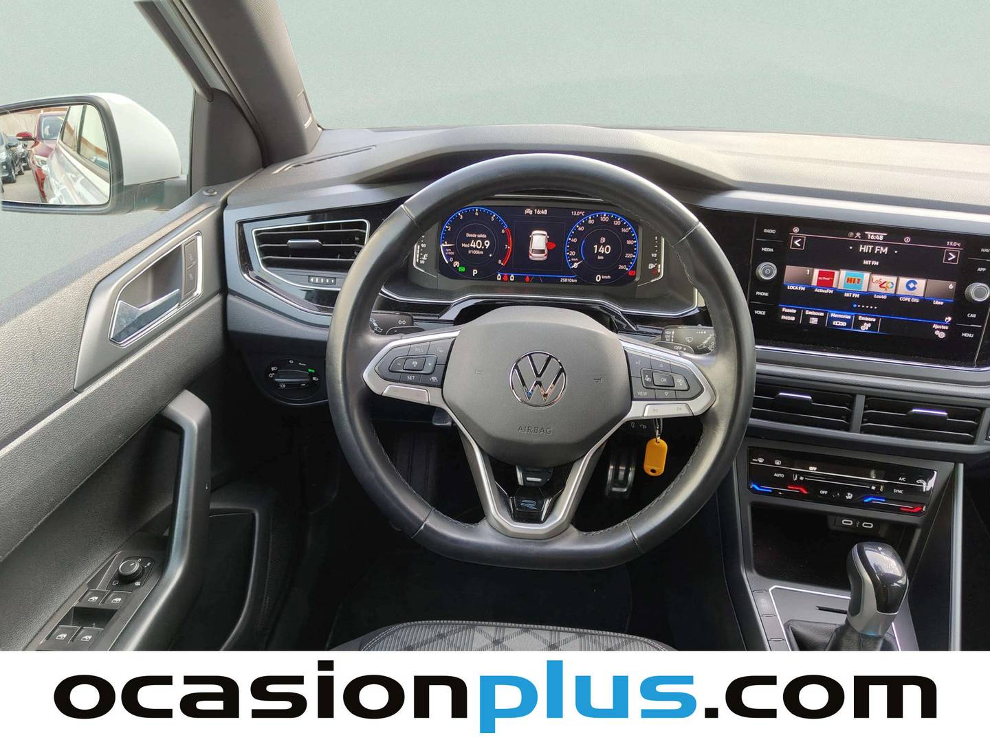 Foto Volkswagen Polo Volkswagen Polo R-Line 1.0 TSI  (110 CV) DSG