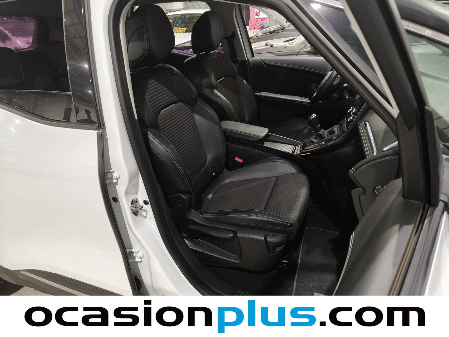 Foto Renault Scénic Renault Scenic 103 kW (140 CV) GPF