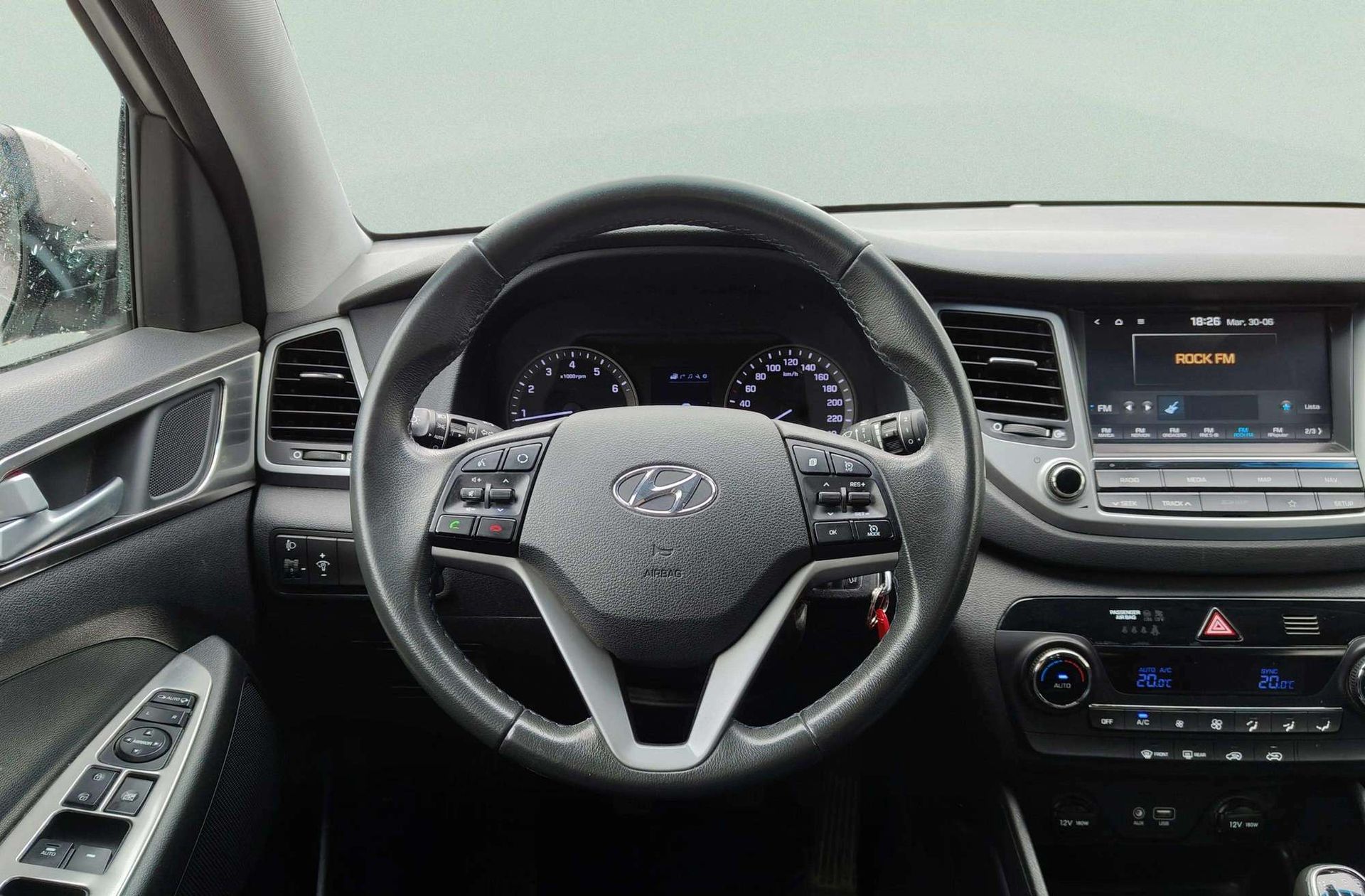 Hyundai Tucson 1.6 T-GDi Link 4x2 - foto 24