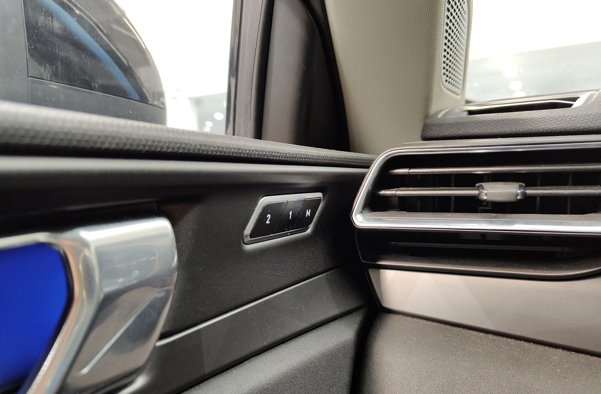 Lynk & Co 01 1.5 PHEV - foto 14