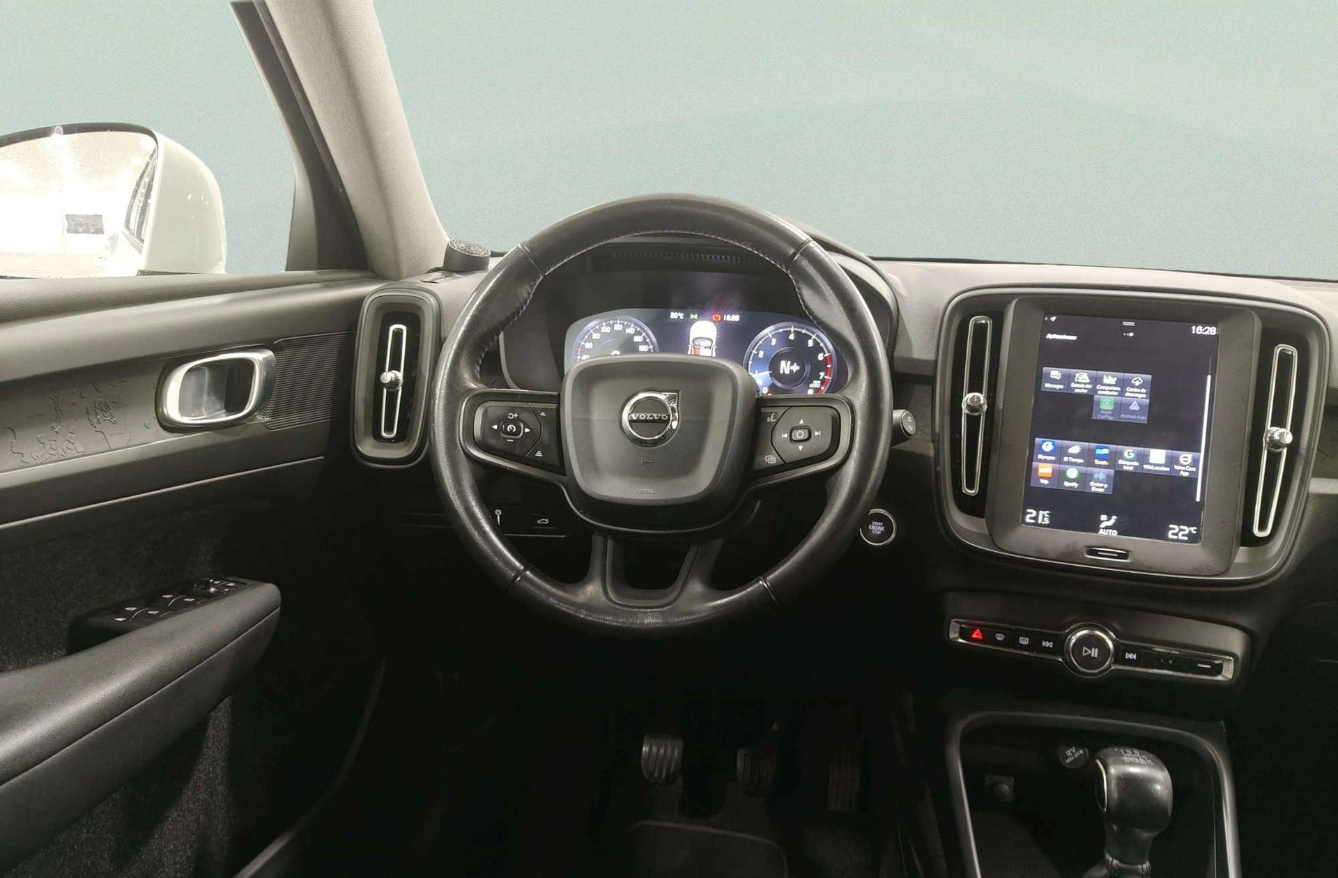 Volvo XC40 T3 - foto 25