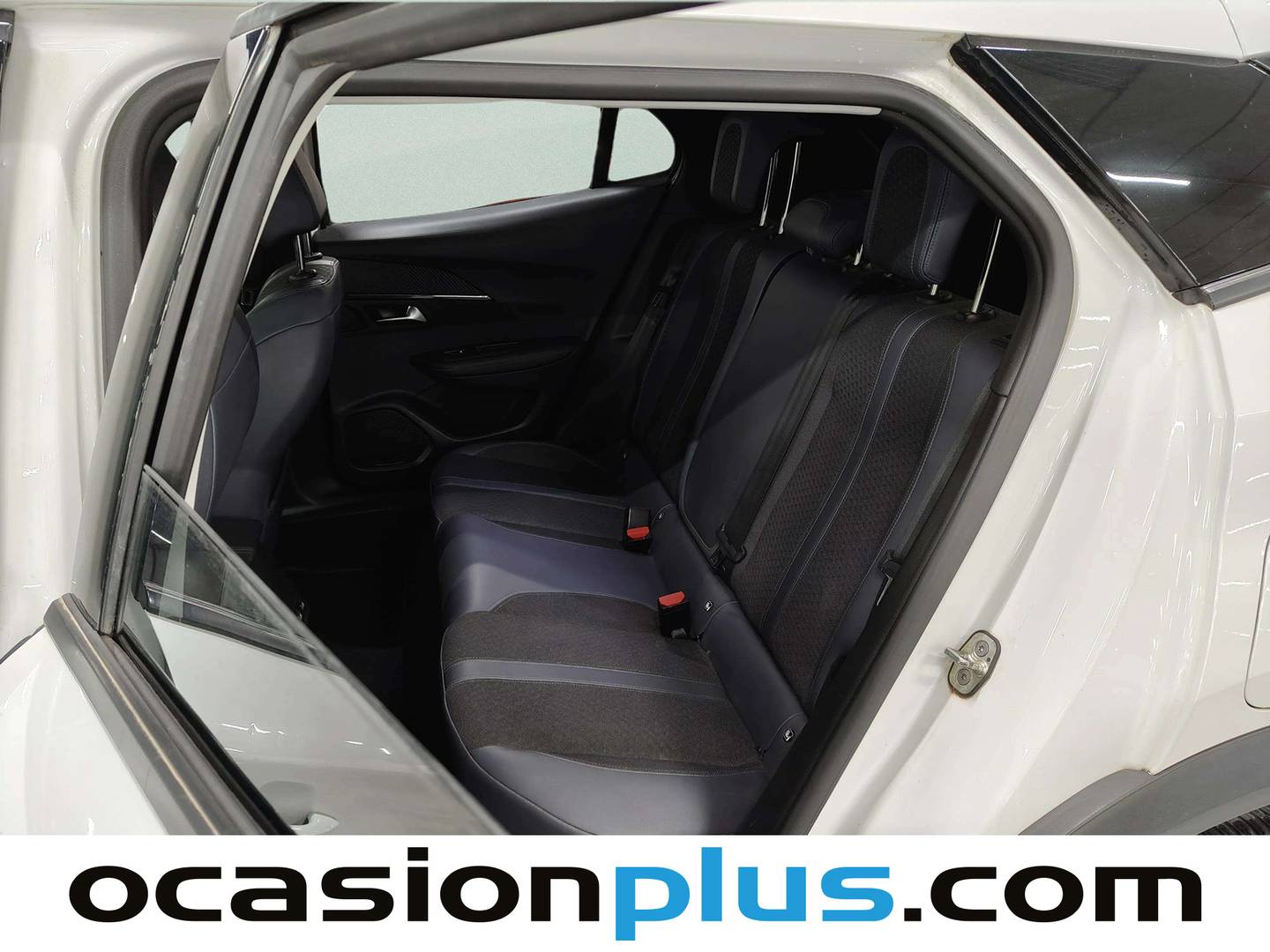 Foto asientos traseros Peugeot 2008 Peugeot 2008 PureTech 130 S&S Allure (130 CV)