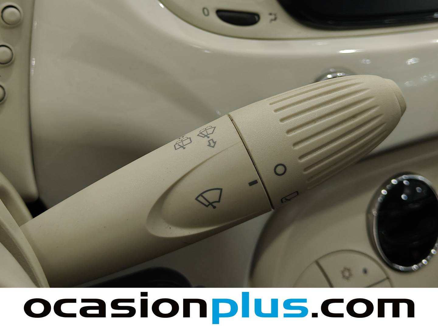 Fiat 500 Fiat 500 1.2 8v Lounge (69 CV) de segunda mano