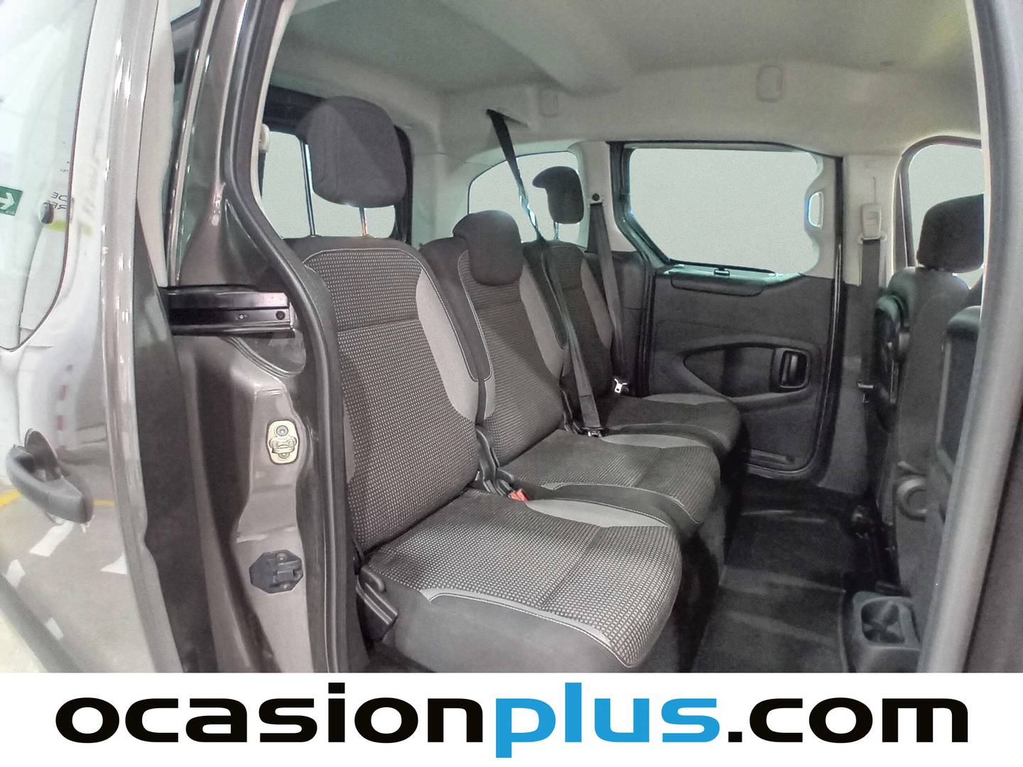 Peugeot Partner Peugeot Partner Tepee Combi 1.2 PureTech Adventure Edition (110 CV) al mejor precio