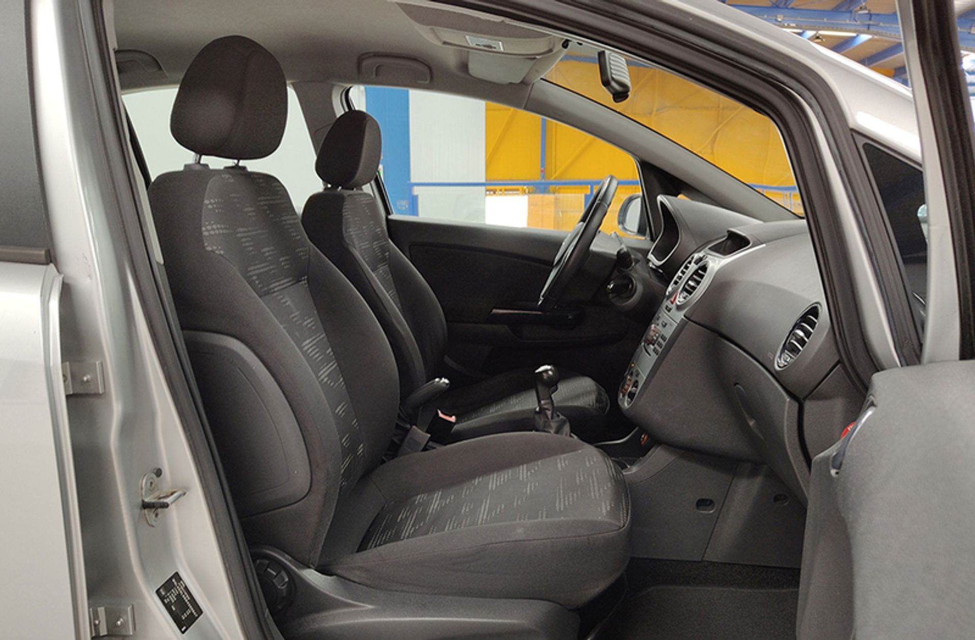 Opel Corsa 1.3 CDTi C`Mon - foto 15