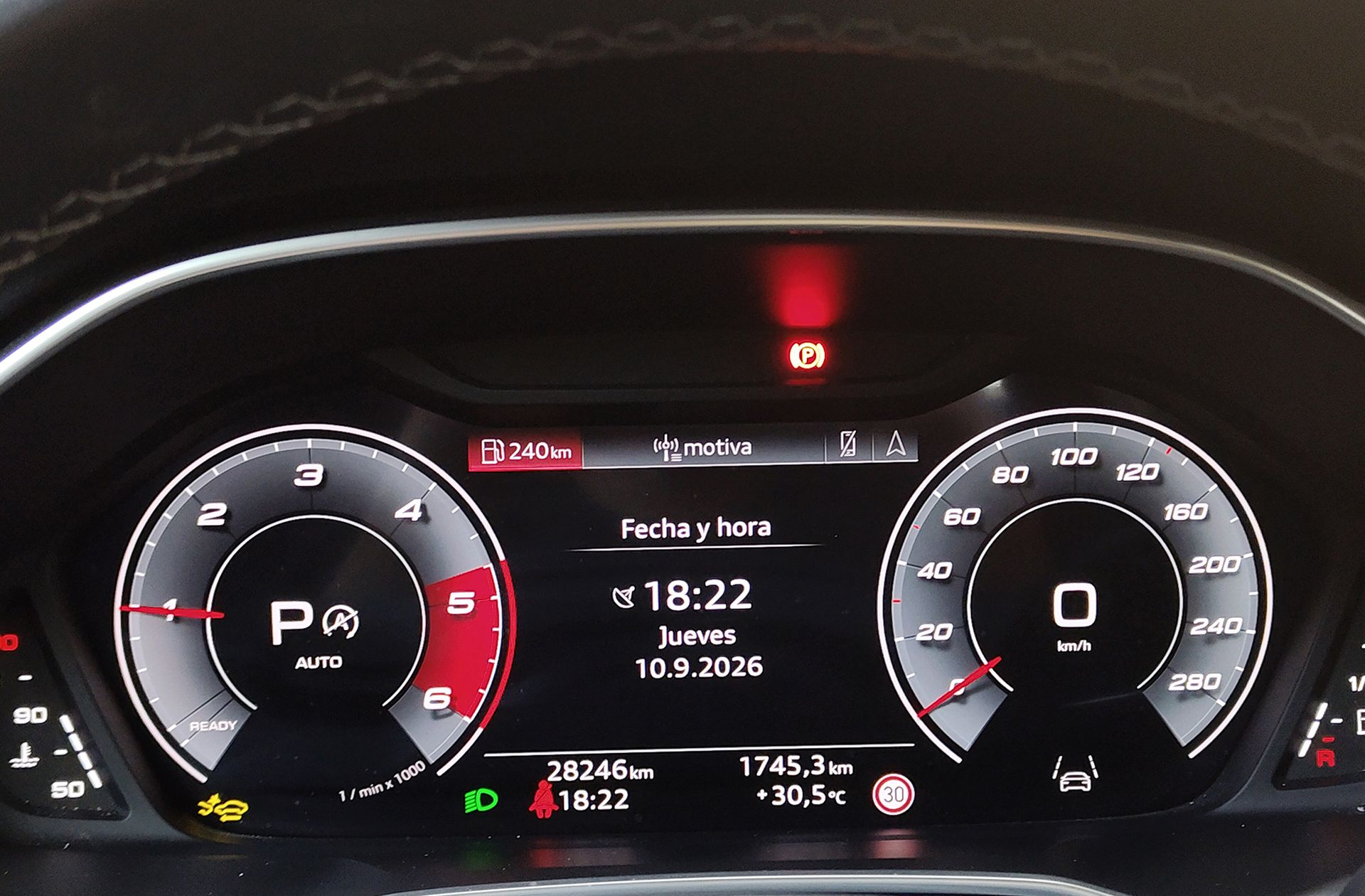 Audi Q3 Black Limited 35 TDI S tronic Pack S-Line - foto 24