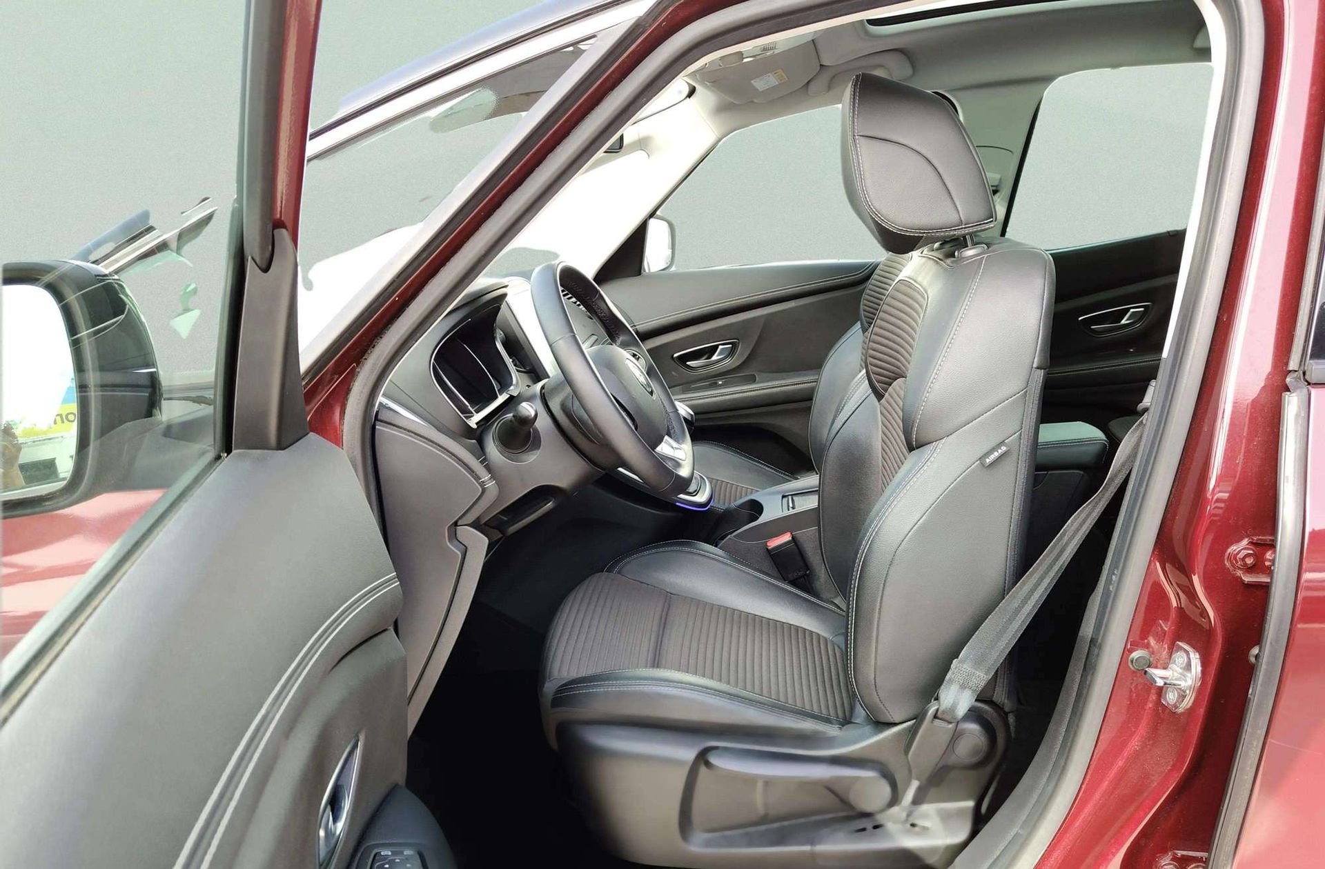 Renault Grand Scénic Zen TCe GPF 7 plazas - foto 11