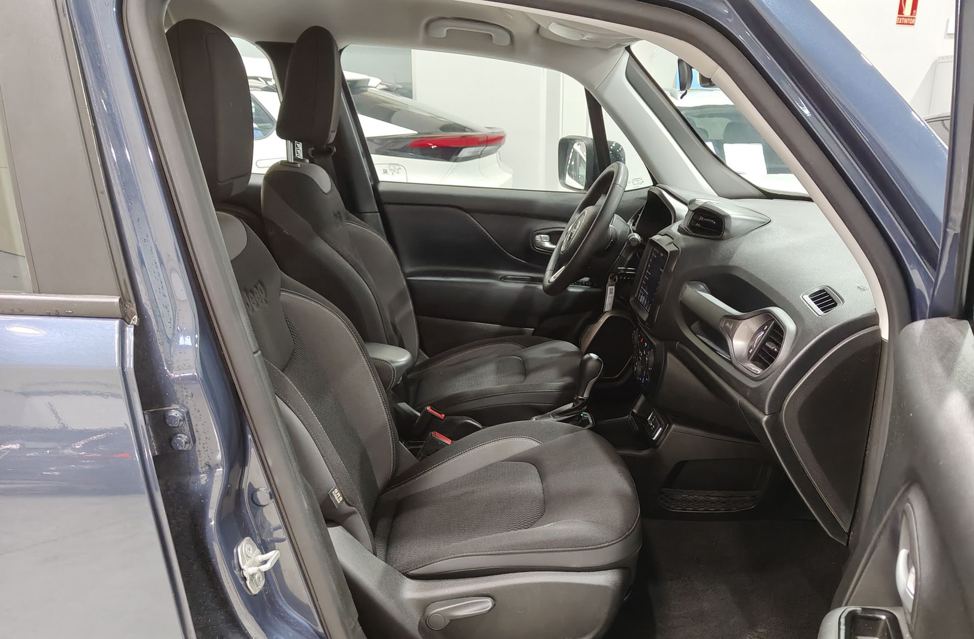 Jeep Renegade eHybrid 1.5 Limited ATX - foto 17