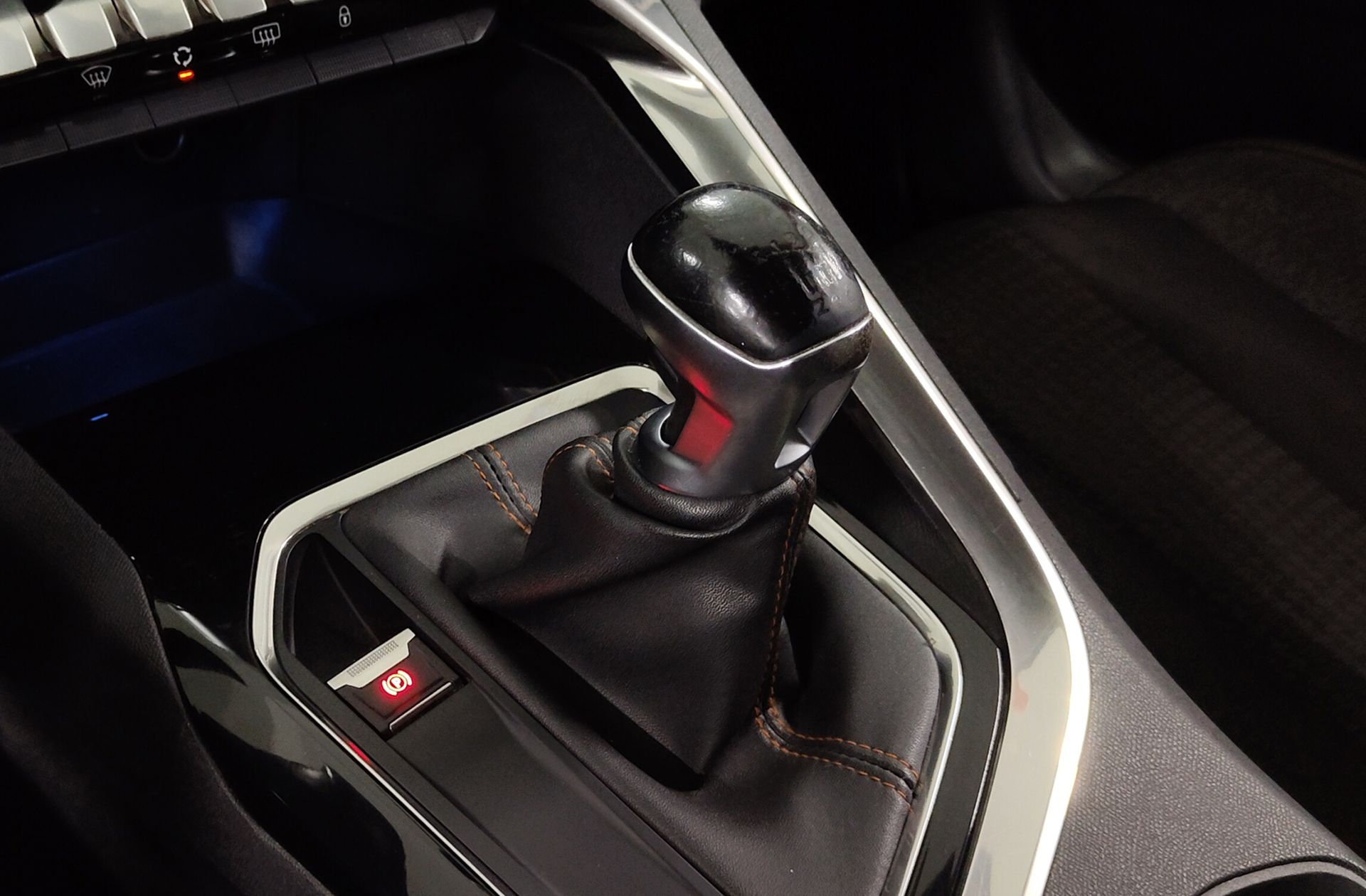 Peugeot 3008 PureTech 130 Active - foto 5